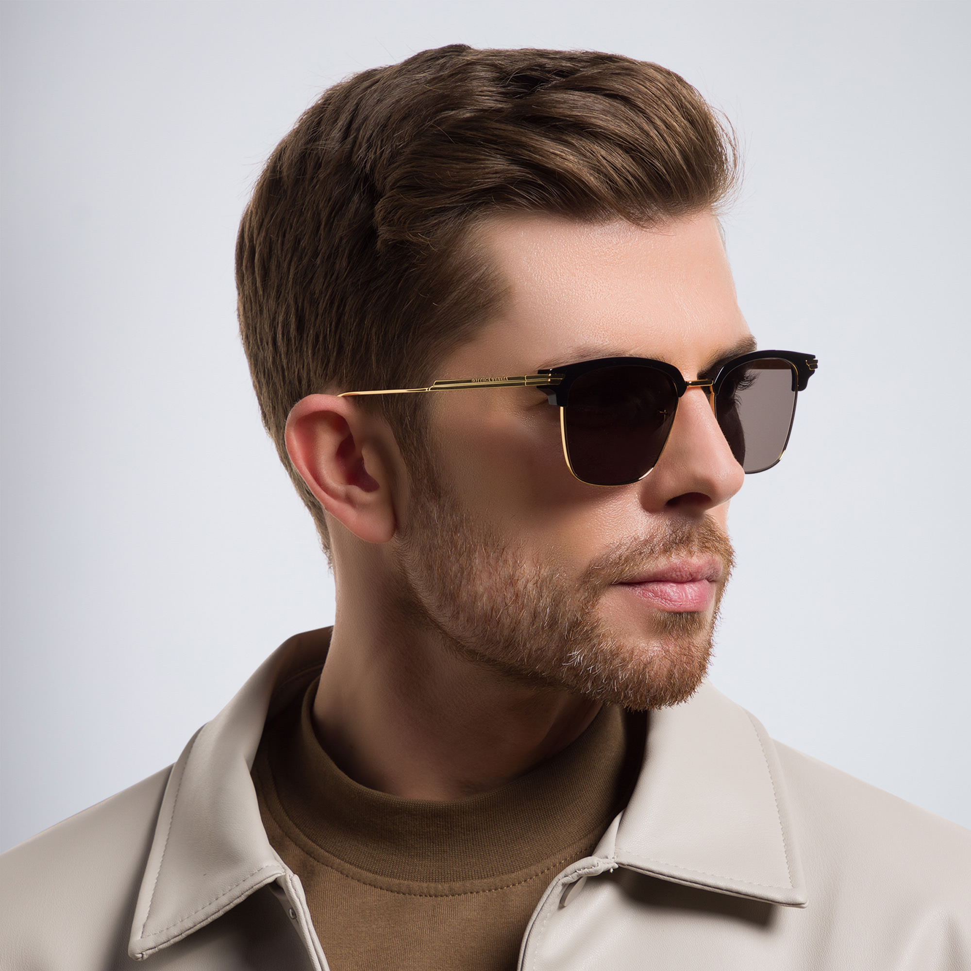 Shop BOTTEGA VENETA Square Sunglasses in Black online.