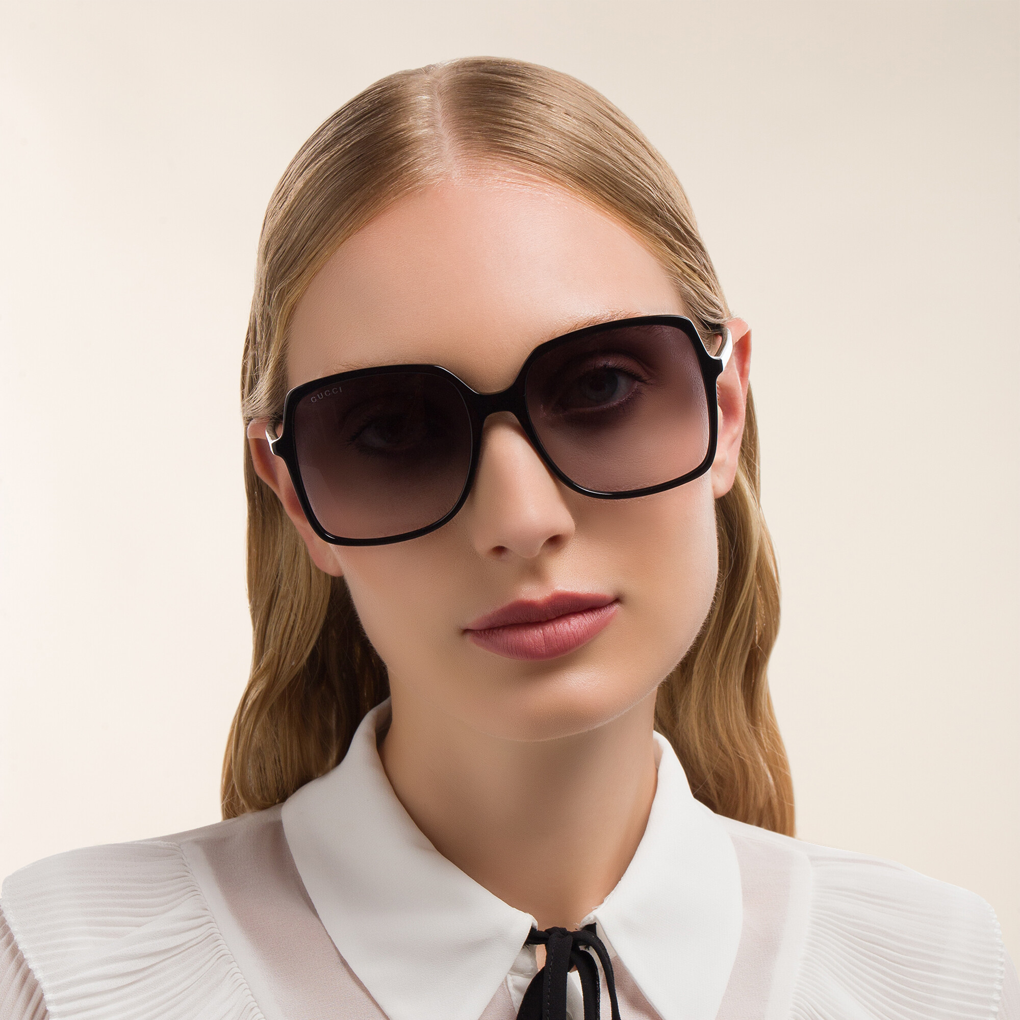 GUCCI Rectangle Sunglasses in Black – Product Photo 5