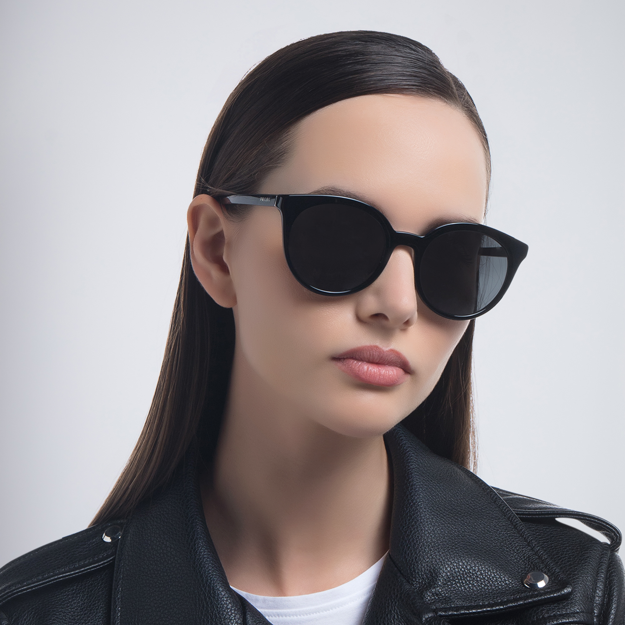 PRADA Round Sunglasses in Black – Product Photo 5