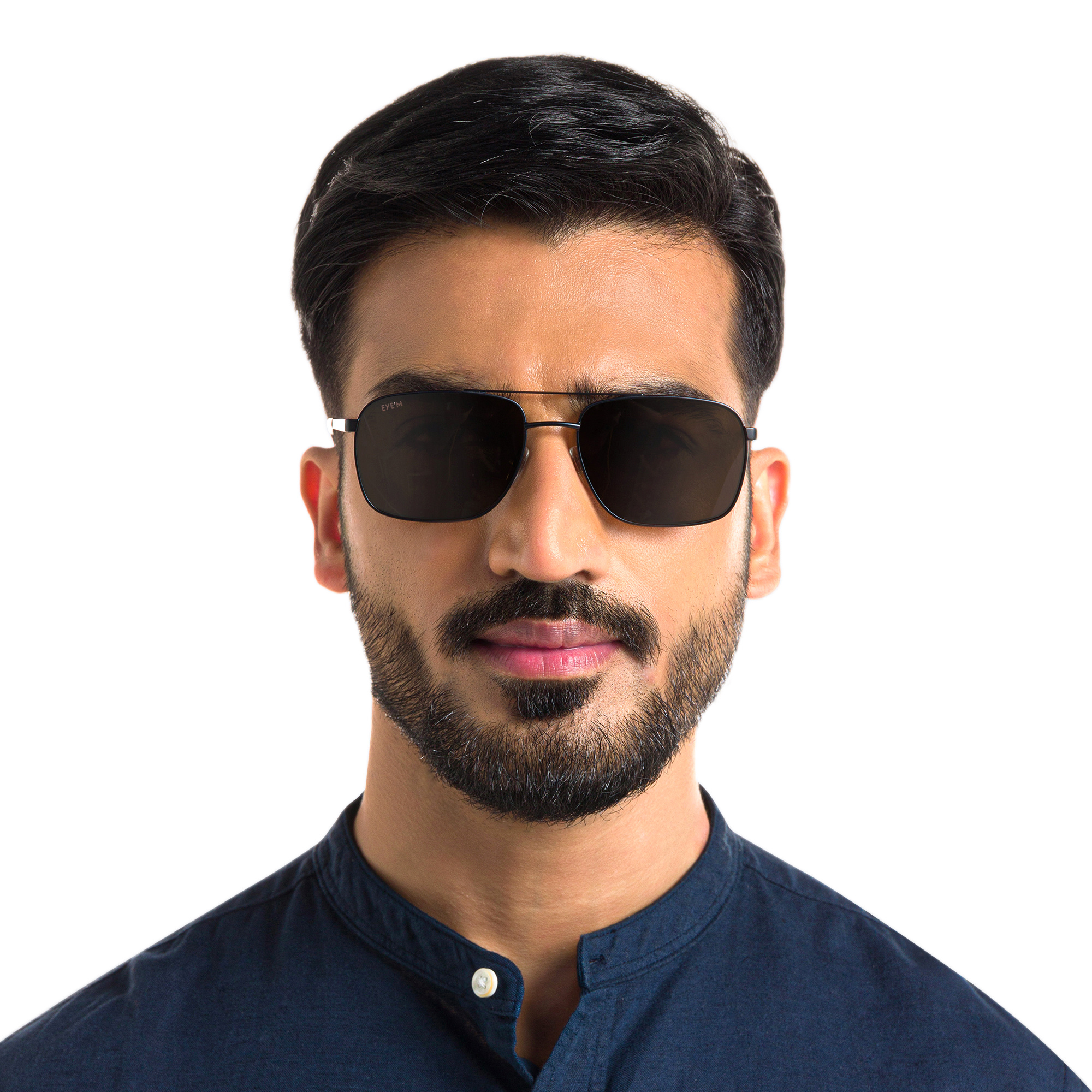 Shop EYE'M Square Sunglasses in Matte Black online.