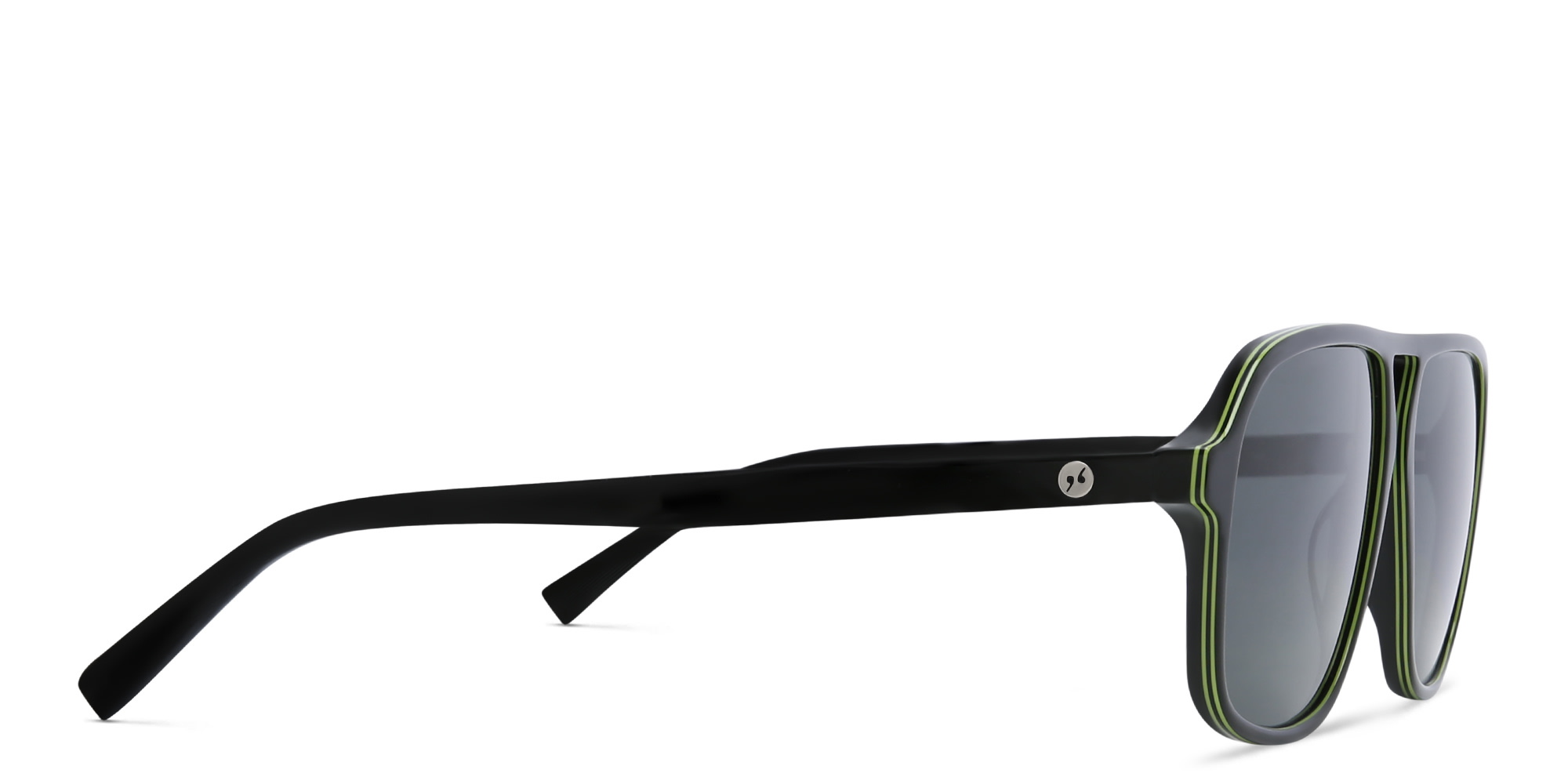 EYE'M Aviator Sunglasses in Black – Product Photo 3