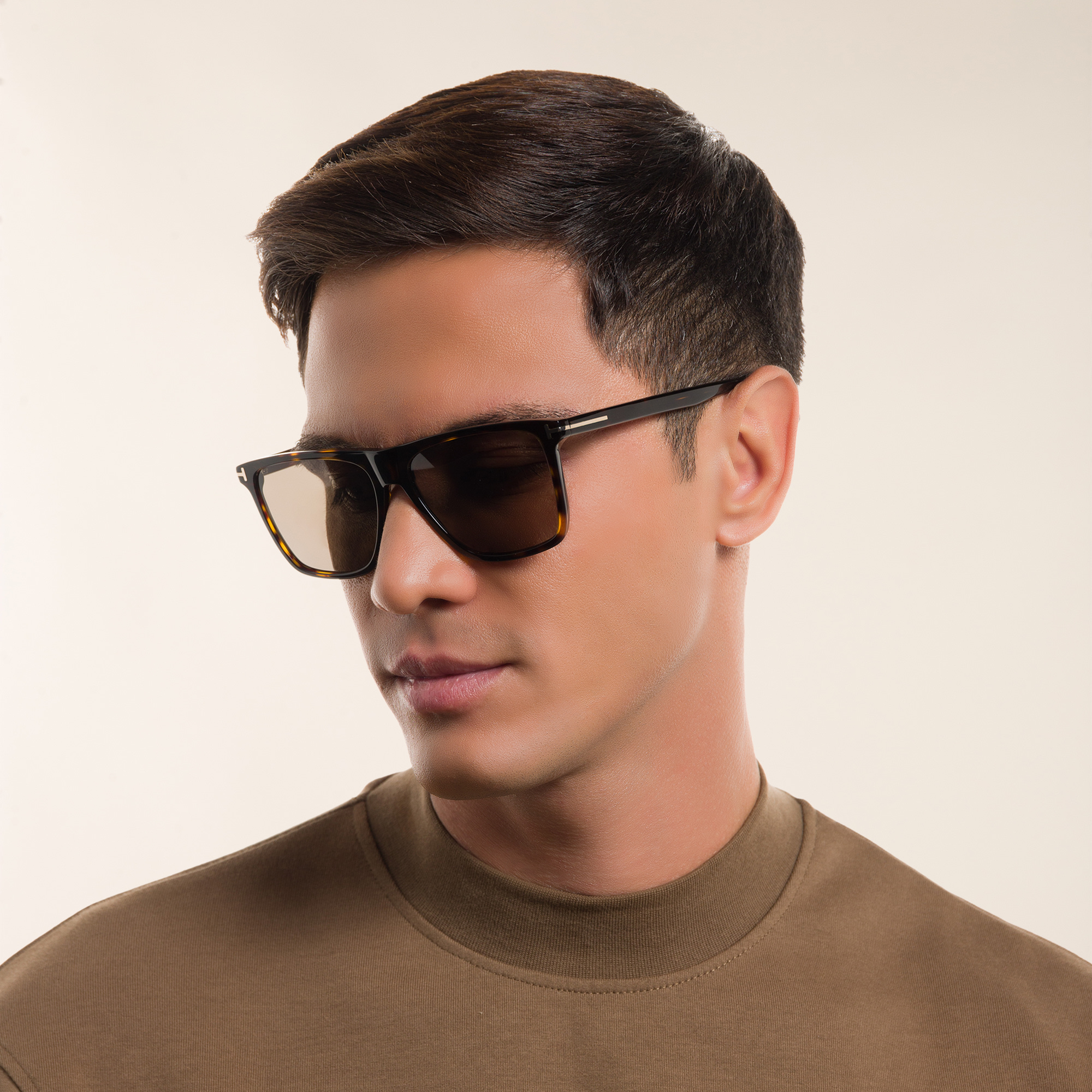 TOM FORD Sugar Beach Unisex Rimless Rectangle Sunglasses in Havana – Product Photo 3