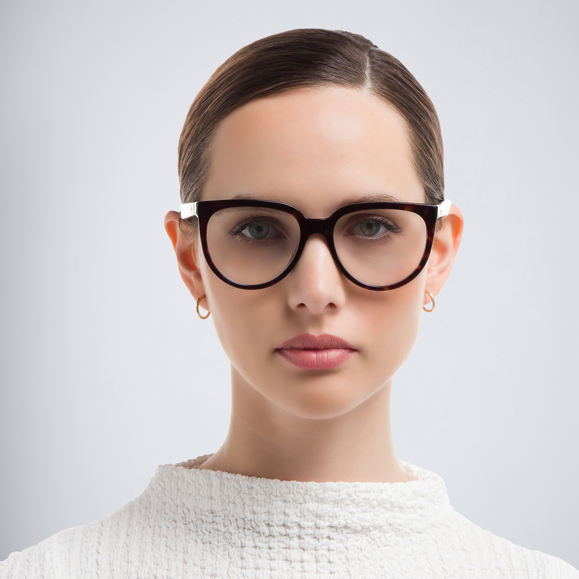 EYE'M Round Eyeglasses in Havana – Product Photo 5