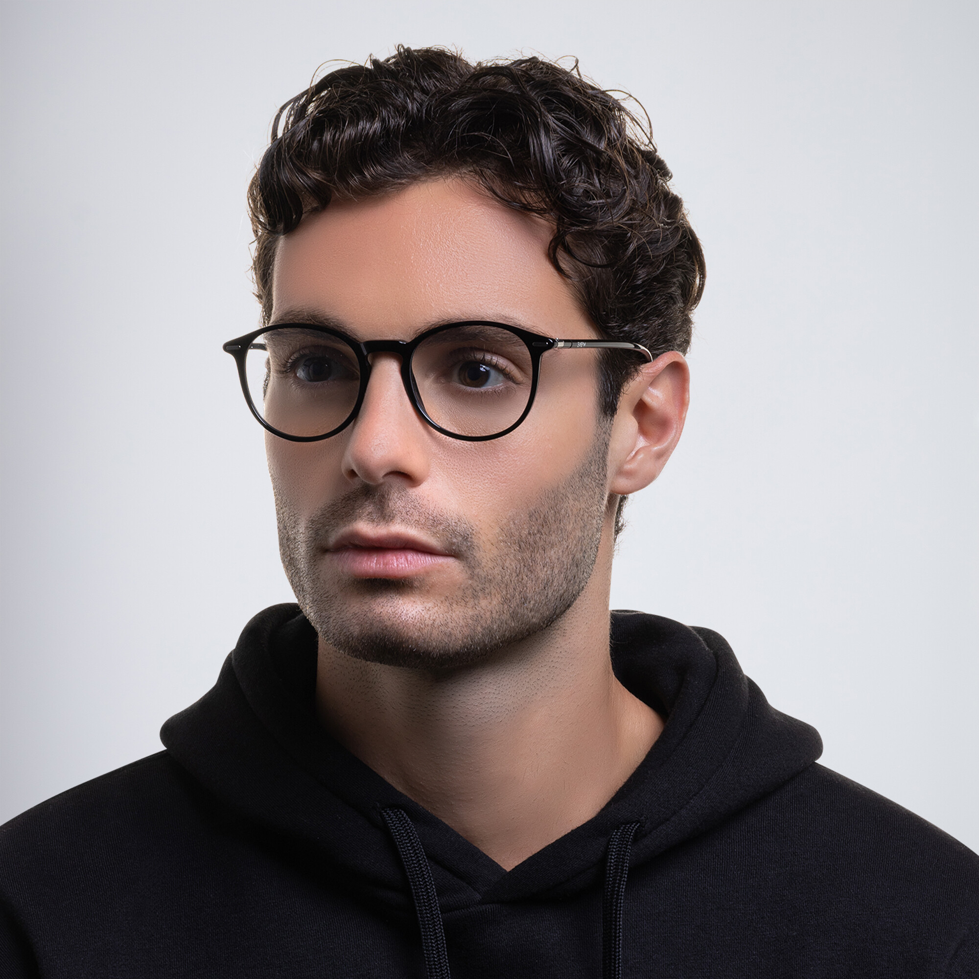 EYE'M Round Eyeglasses in Black – Product Photo 6