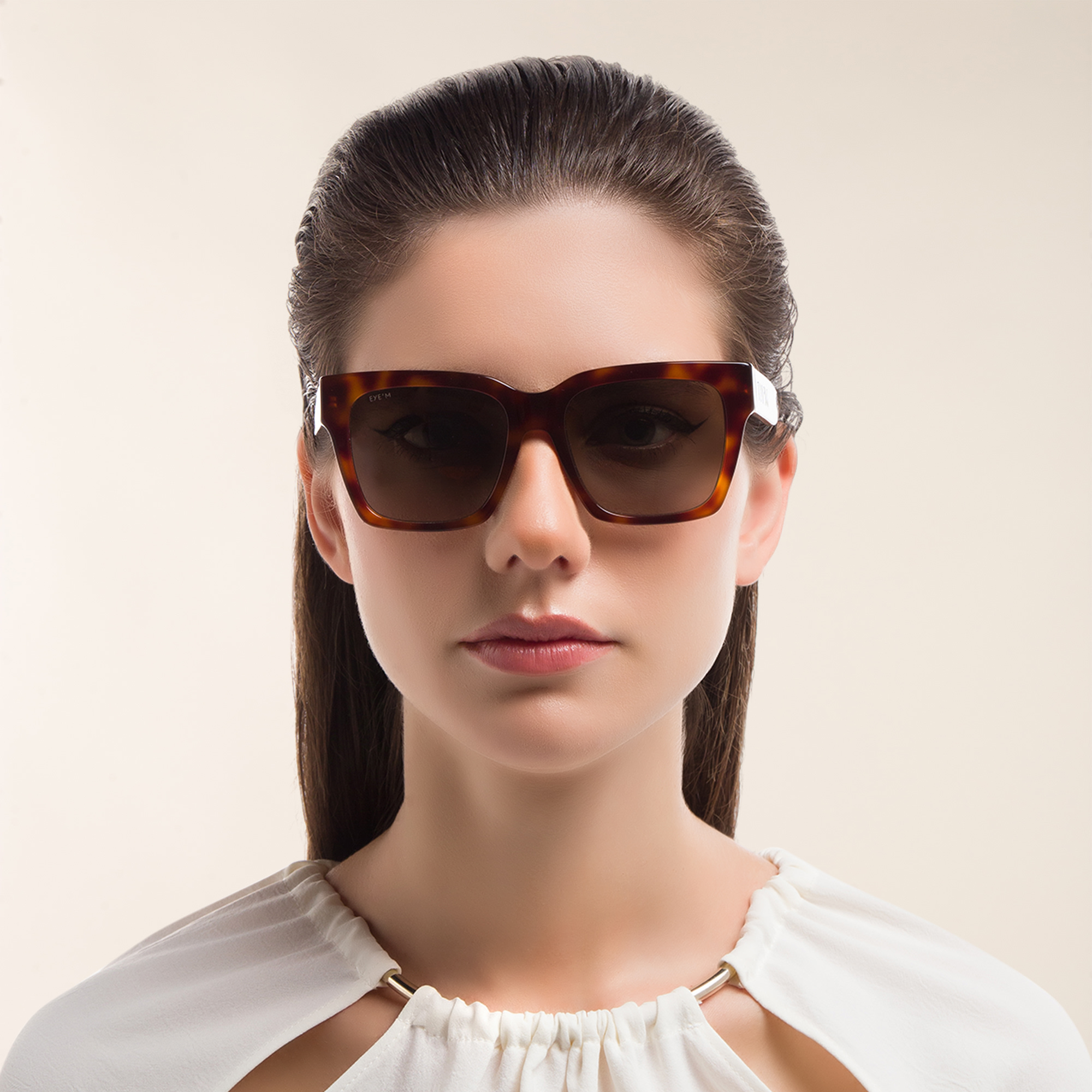 EYE'M Square Sunglasses in Havana – Product Photo 5