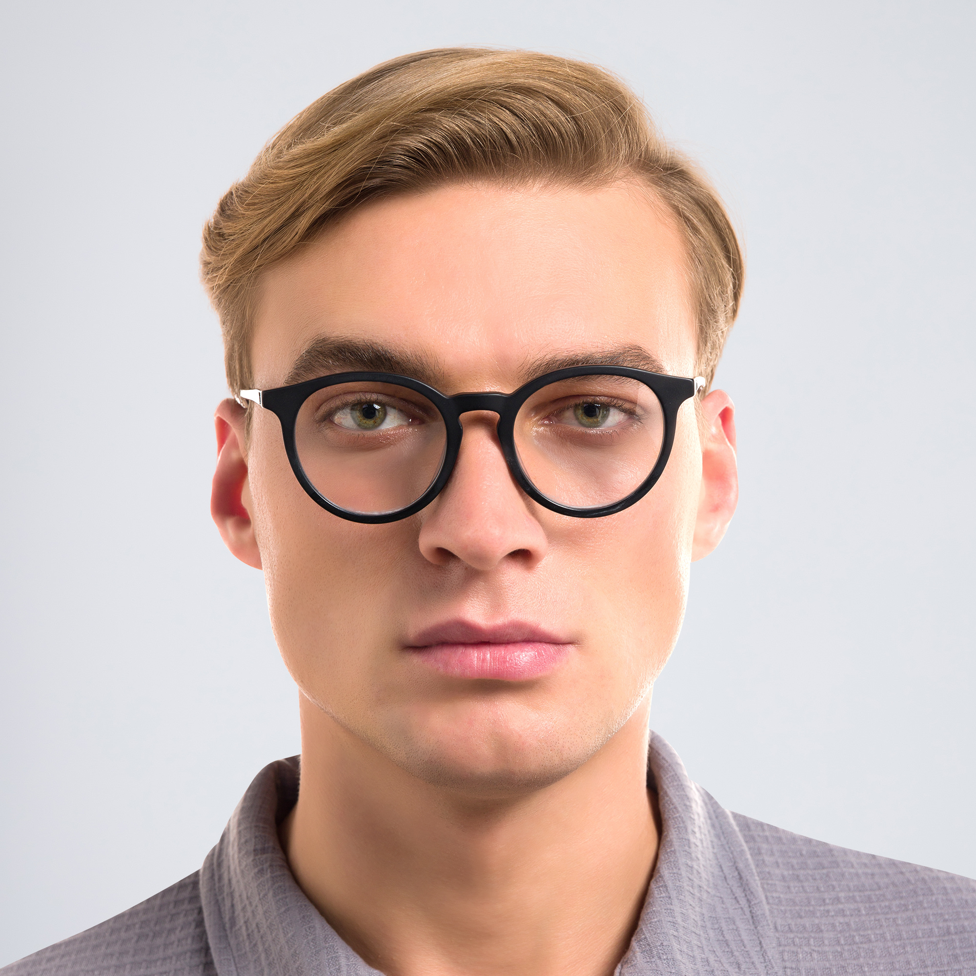 Shop EYE'M Round Eyeglasses in Black online.