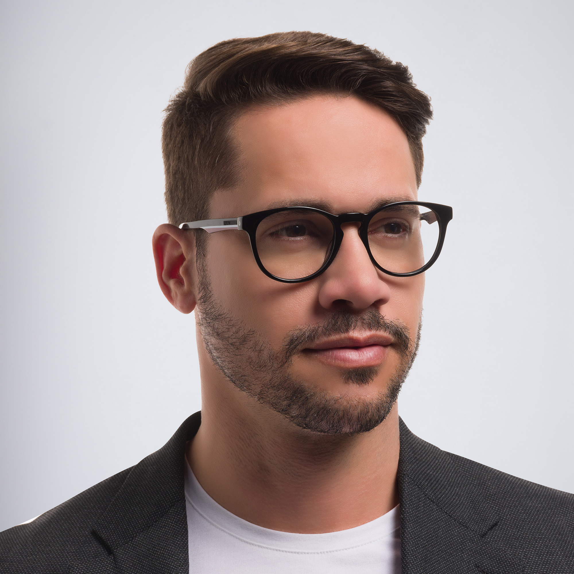 Shop EYE'M Round Eyeglasses in Shiny Black online.