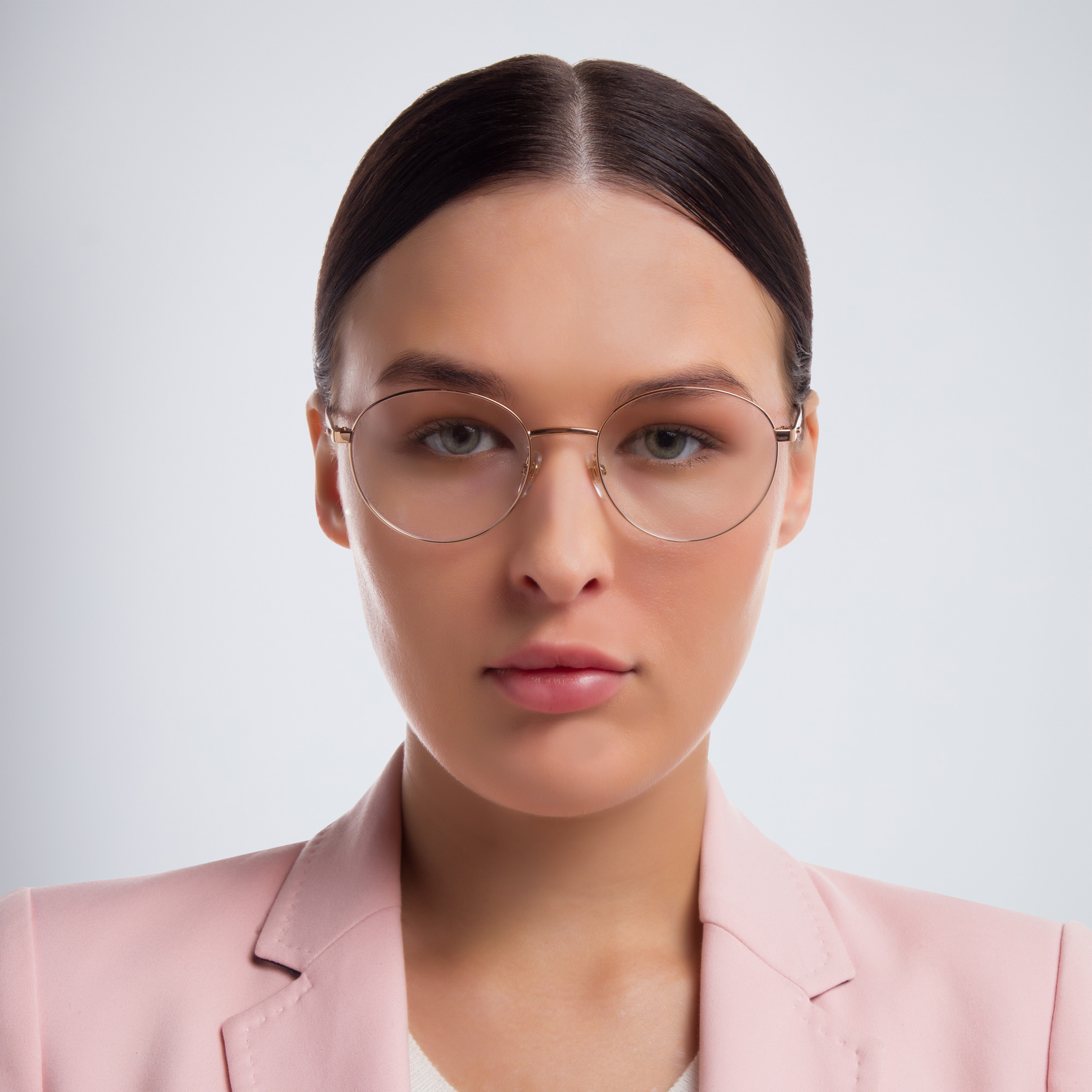 EYE'M Round Eyeglasses in Gold – Product Photo 4