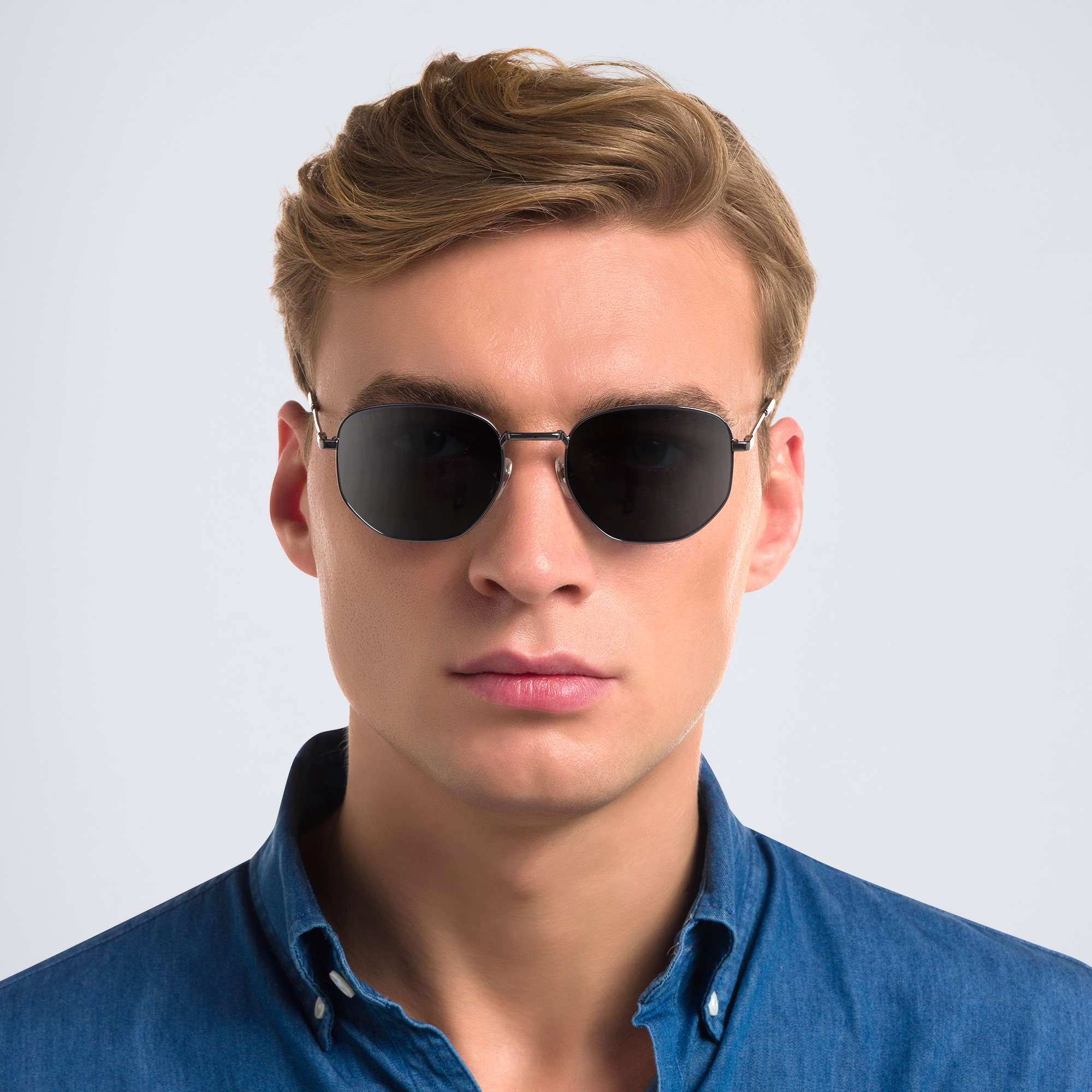 Shop EYE'M Irregular Sunglasses in Silver online.