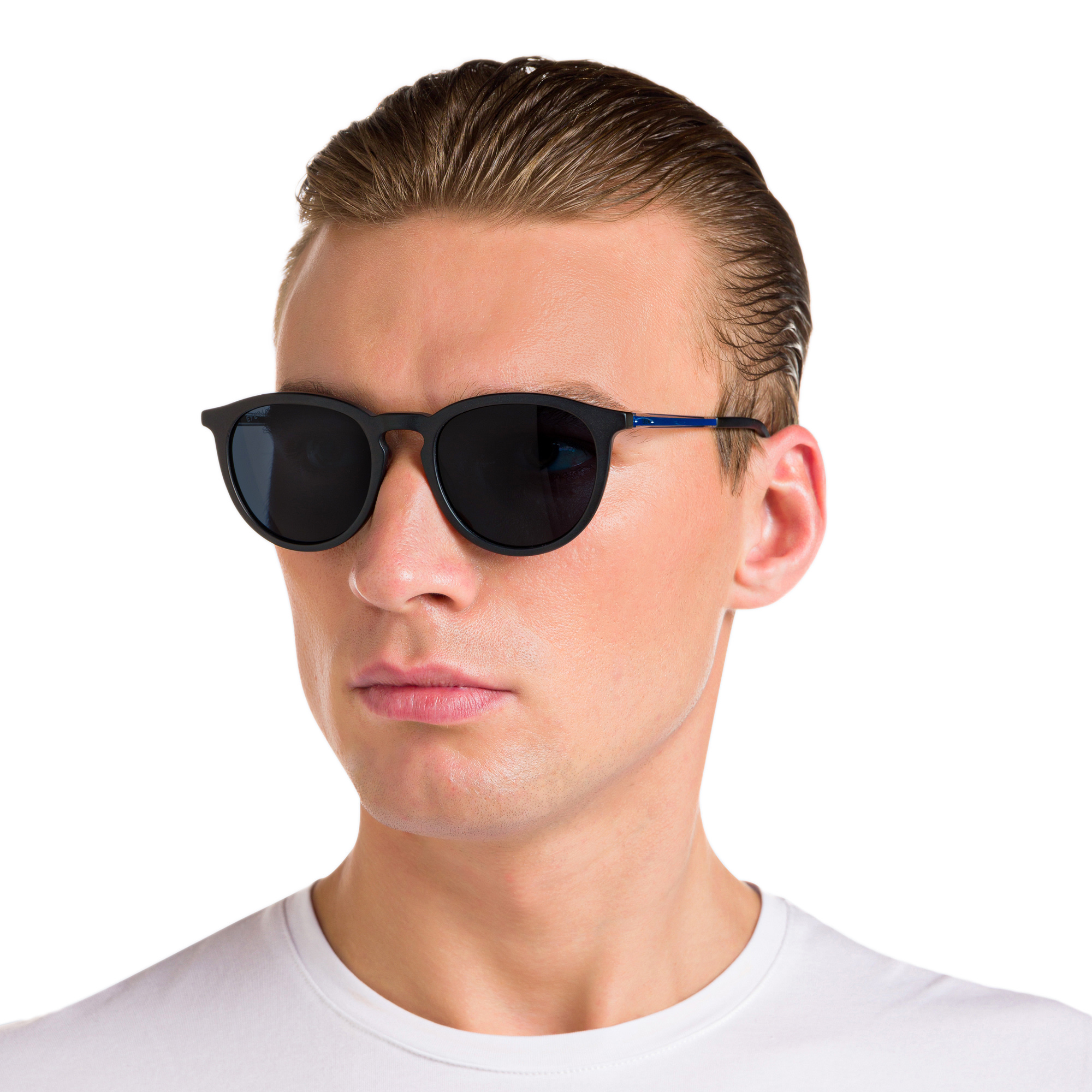 Shop EYE'M Round Sunglasses in Black online.