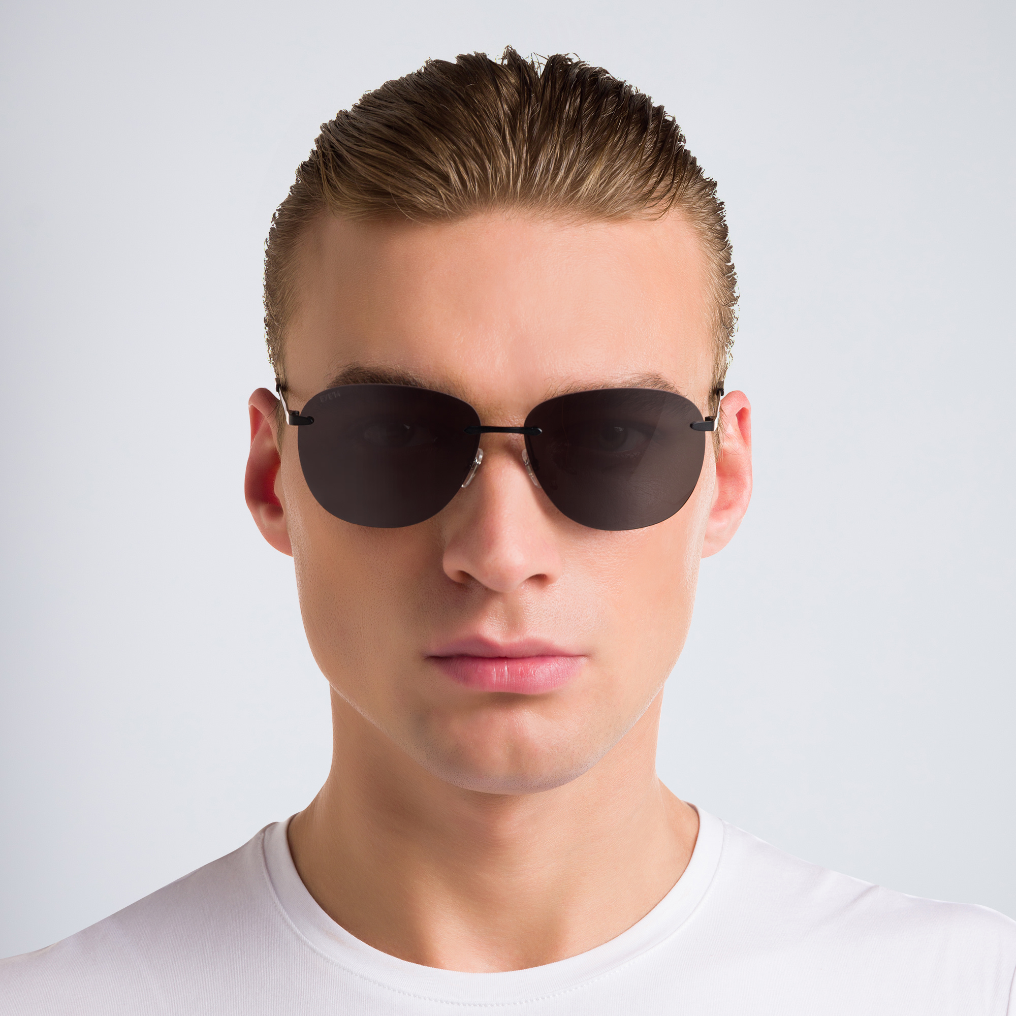Shop EYE'M Rimless Aviator Sunglasses in Black online.