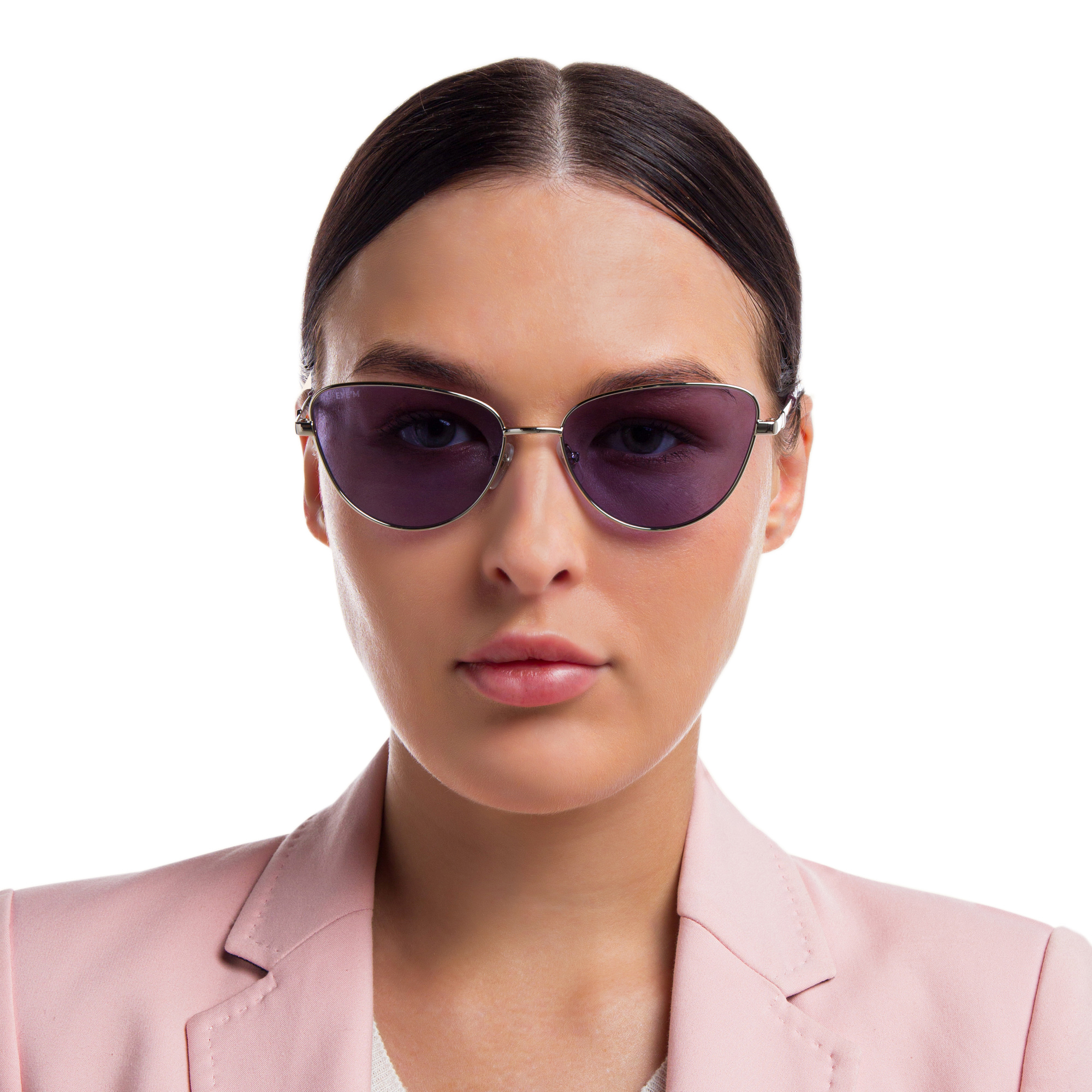 EYE'M Cat Eye Sunglasses in Gold – Product Photo 5