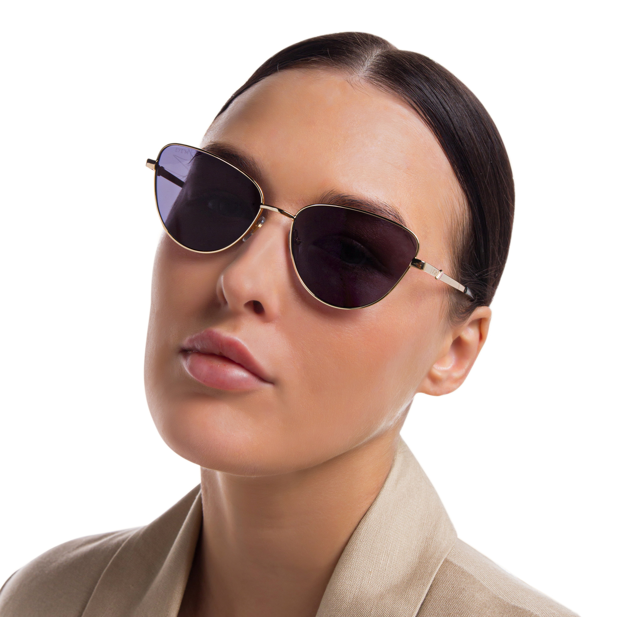 EYE'M Cat-Eye Sunglasses in Gold – Product Photo 6