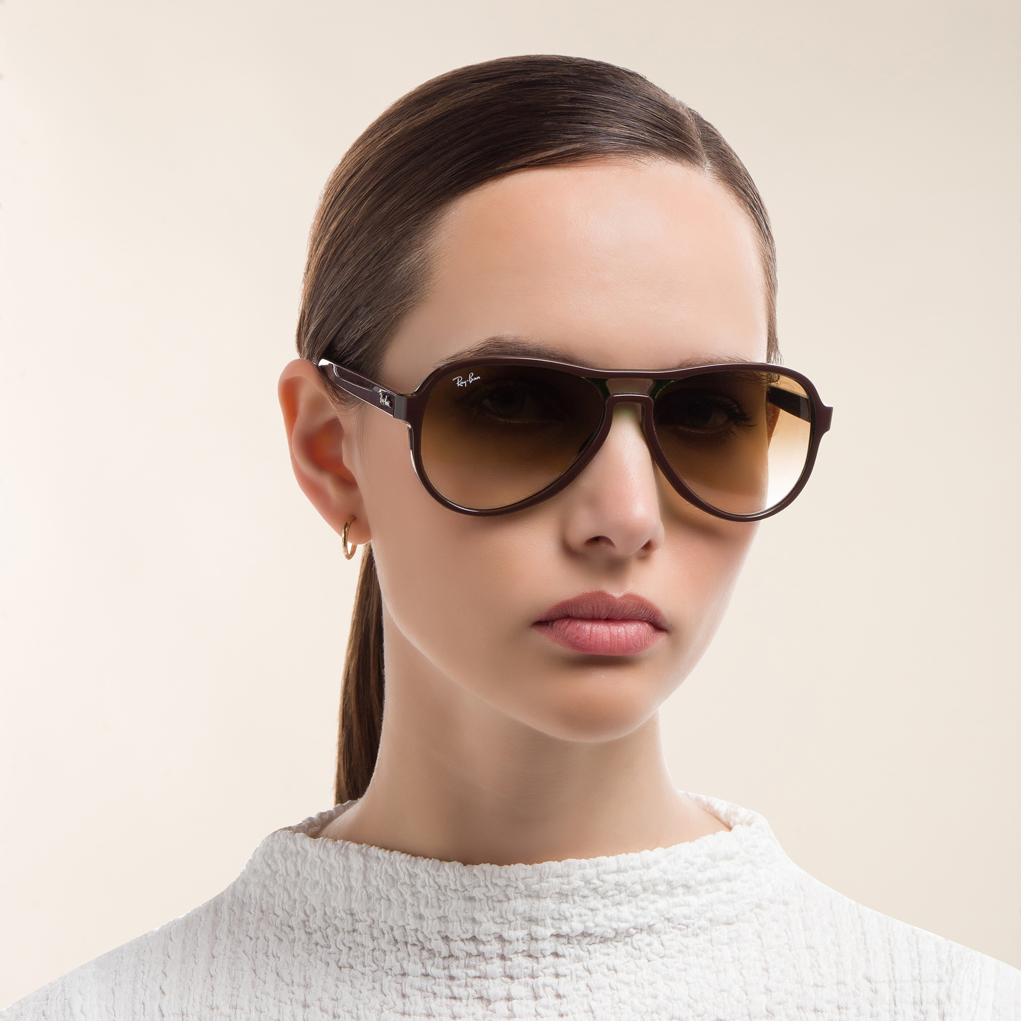 Ray-Ban Unisex Aviator Sunglasses in Brown – Product Photo 5