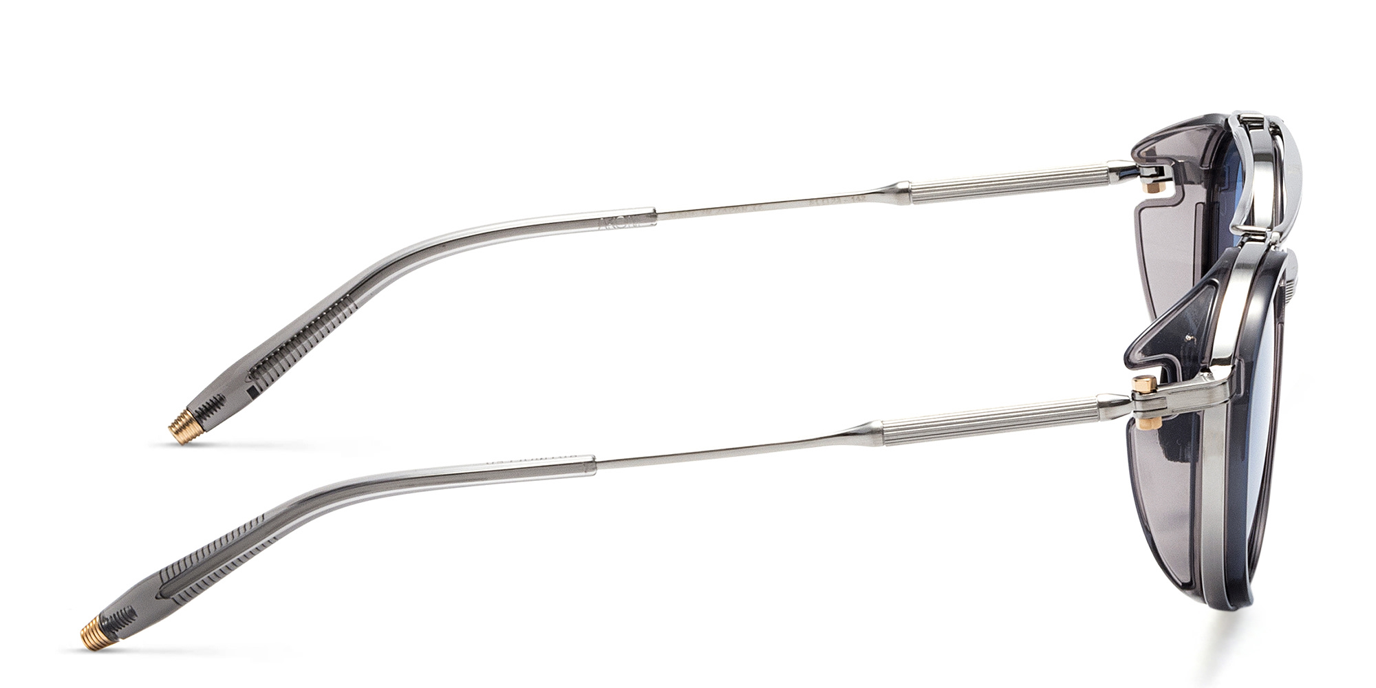 AKONI Skymapper Unisex Round Sunglasses in Silver – Product Photo 3