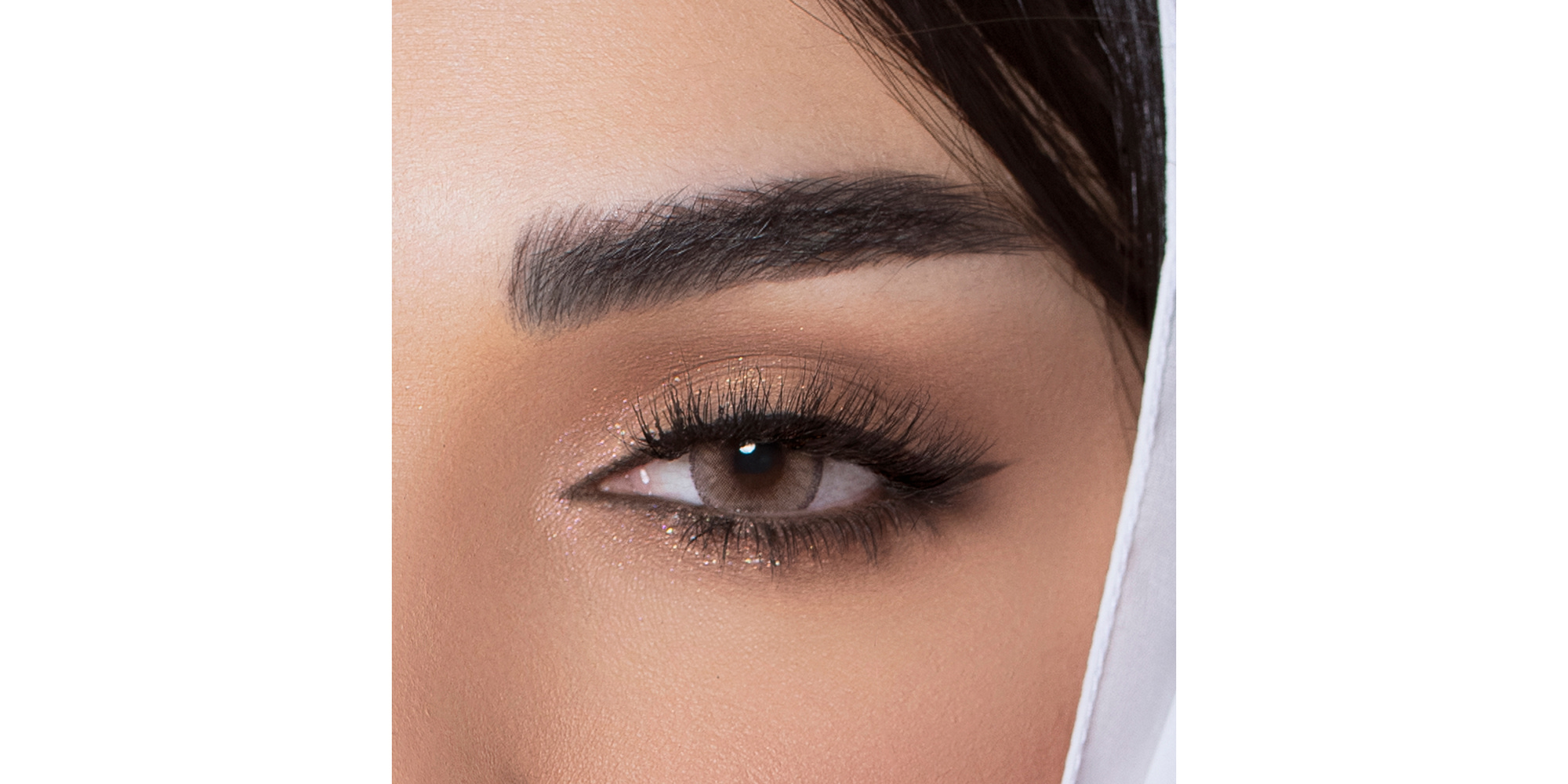 Amara Monthly Color Contact Lenses - Sandy Plano – Product Photo 1