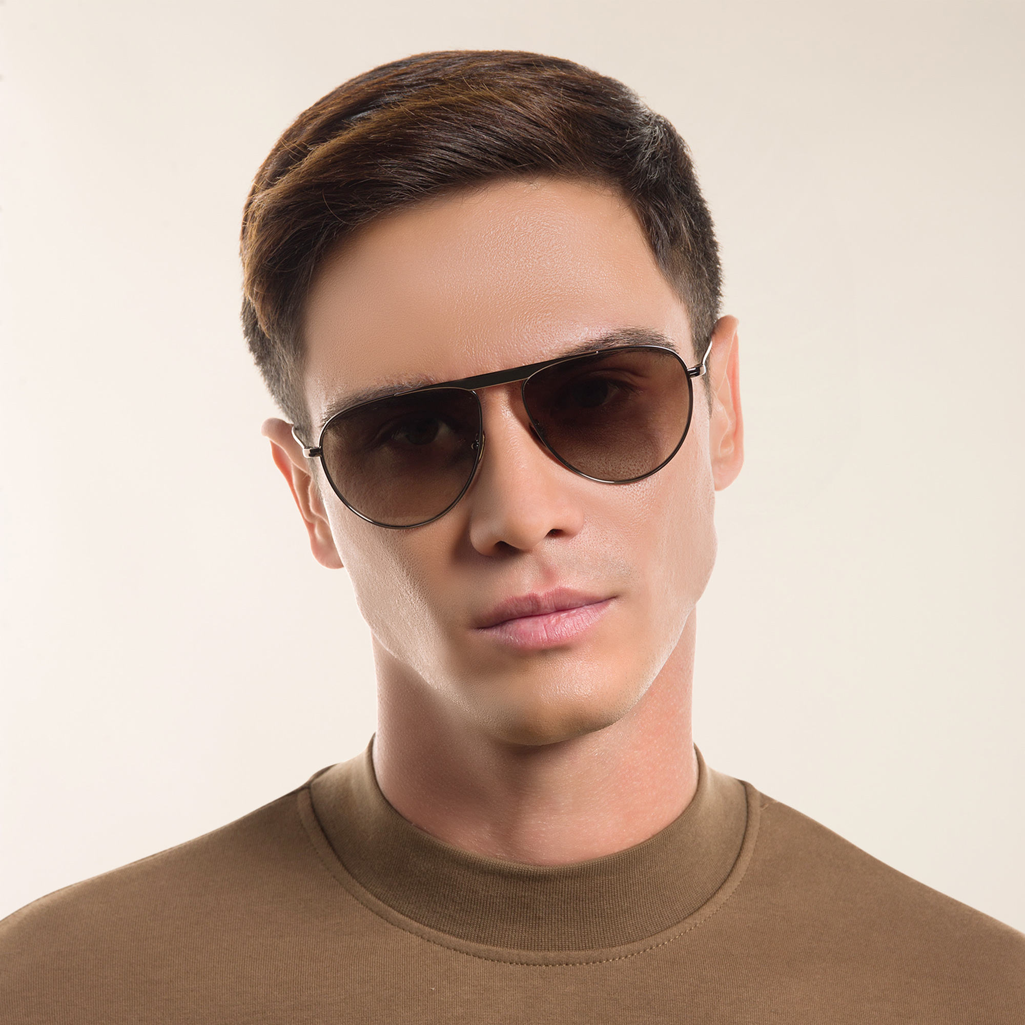 GIORGIO ARMANI Aviator Sunglasses in Gold – Product Photo 5