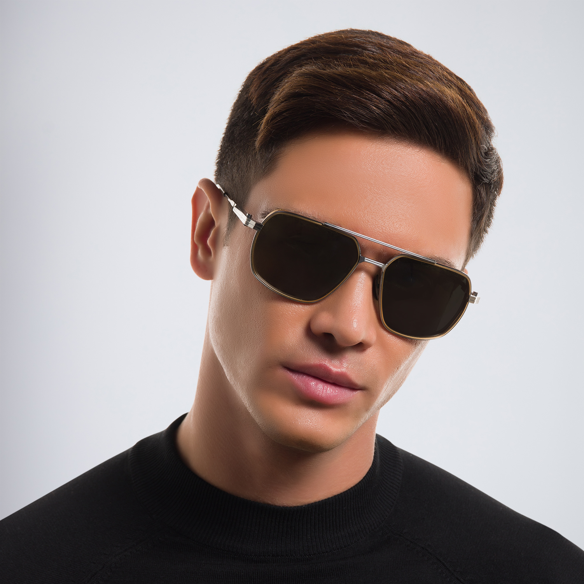 Shop AKONI Pathfinder Rectangle Sunglasses in Gold online.