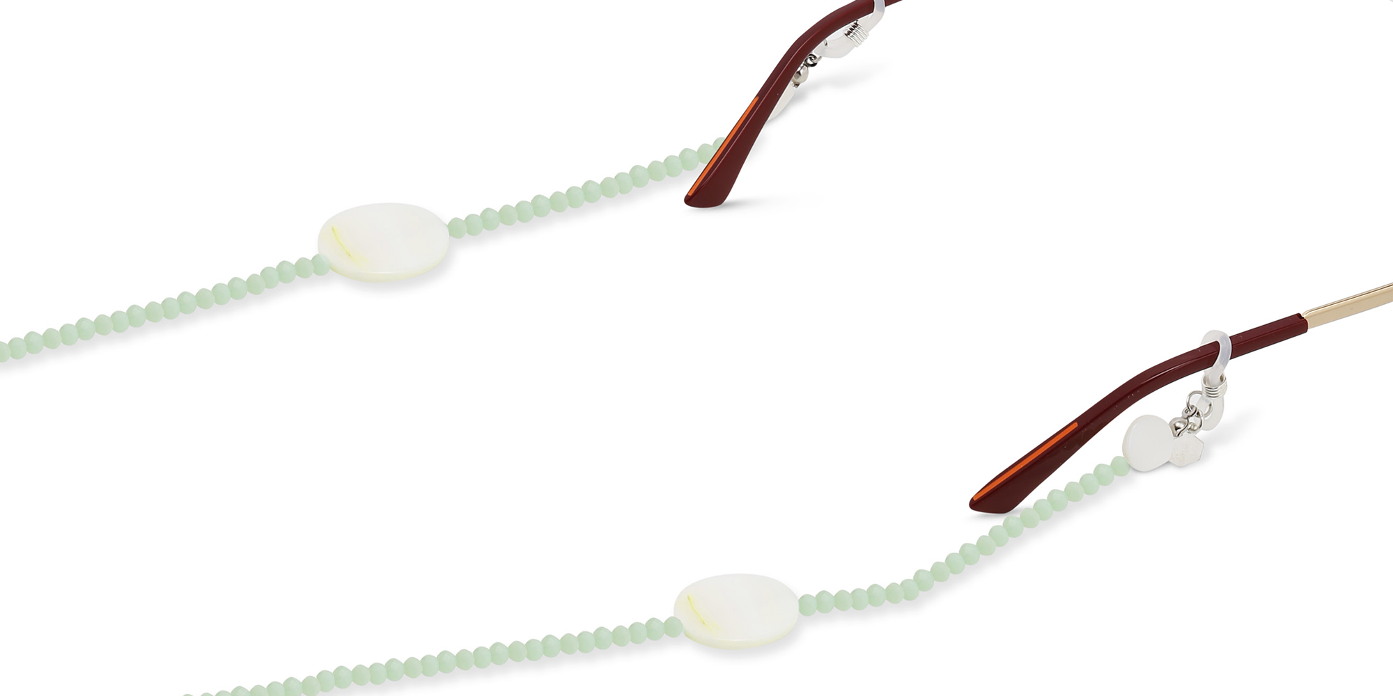 The RICCI DISTRICT Crystals & Mother of Pearl Glasses Chain – Product Photo 3