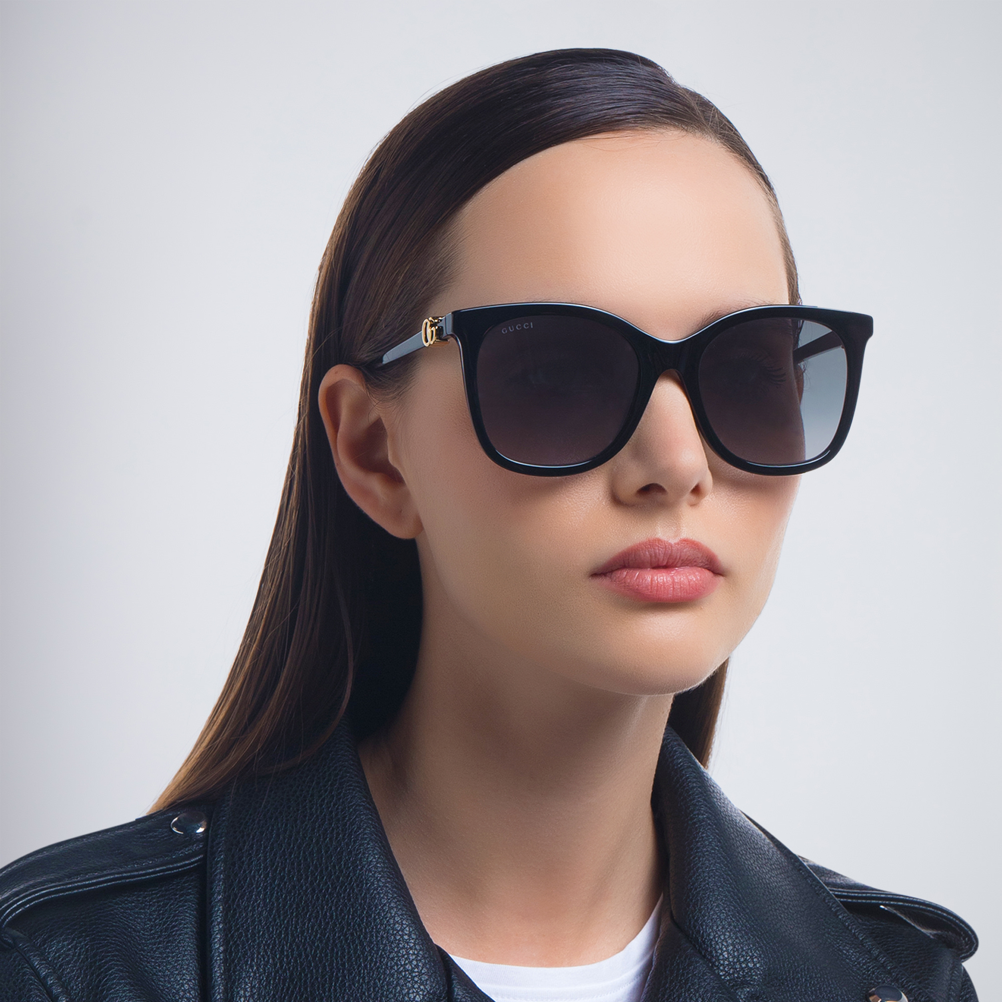 GUCCI Square Sunglasses in Black – Product Photo 5