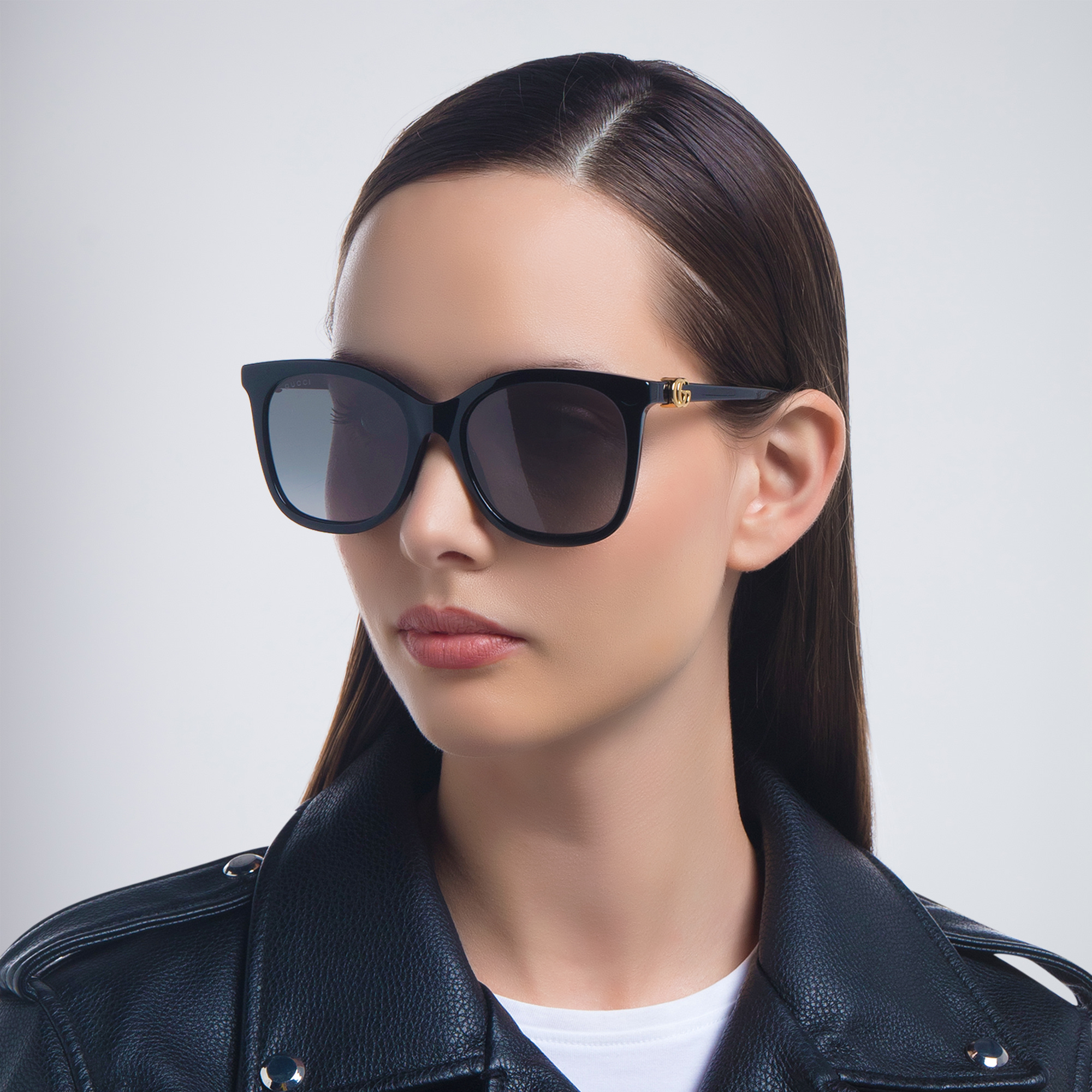 GUCCI Square Sunglasses in Black – Product Photo 6