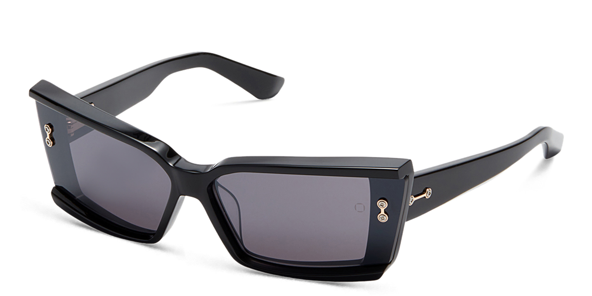 Shop AKONI Lynx Wide Cat Eye Sunglasses in Black online.