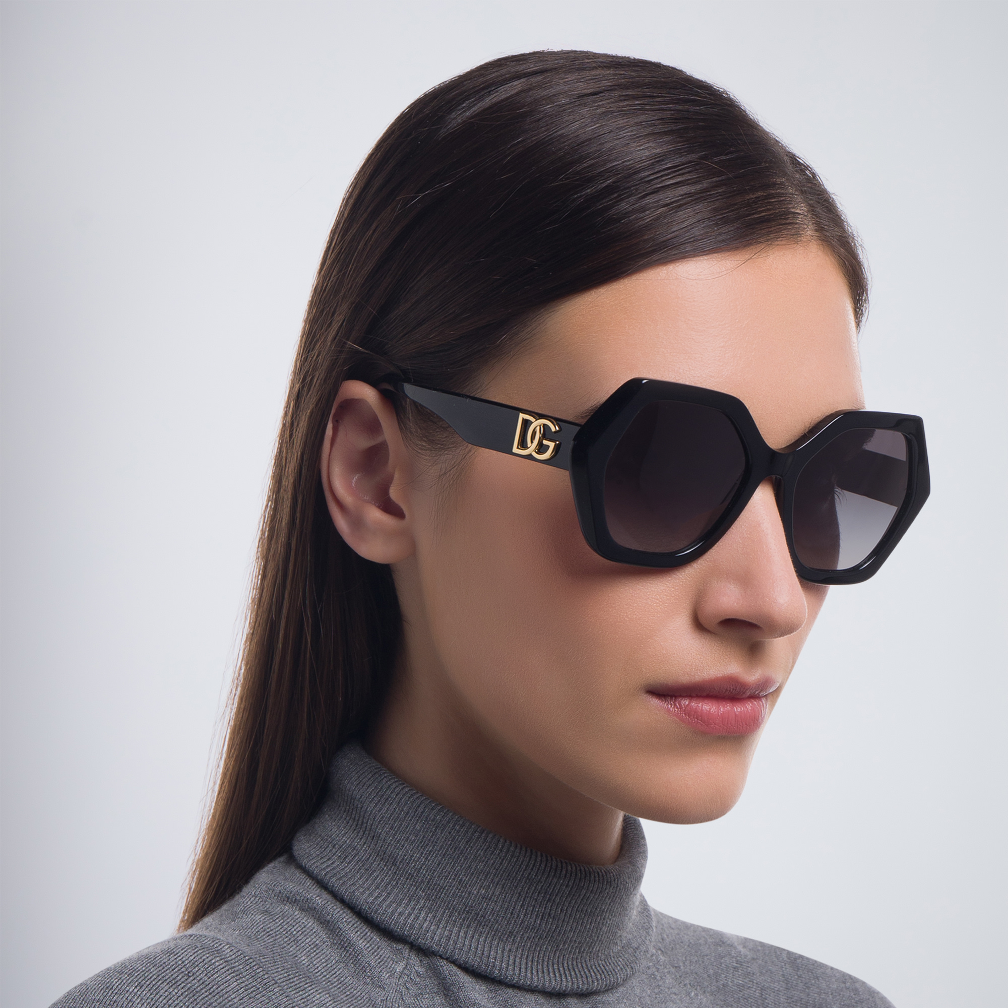 ? - New Authentic Dolce and Gabbana Gradient Black Irregular Ladies Sunglass… Amazon.com: Dolce & Gabbana DG 4405 Black/Grey Shaded 53/20  main image 2