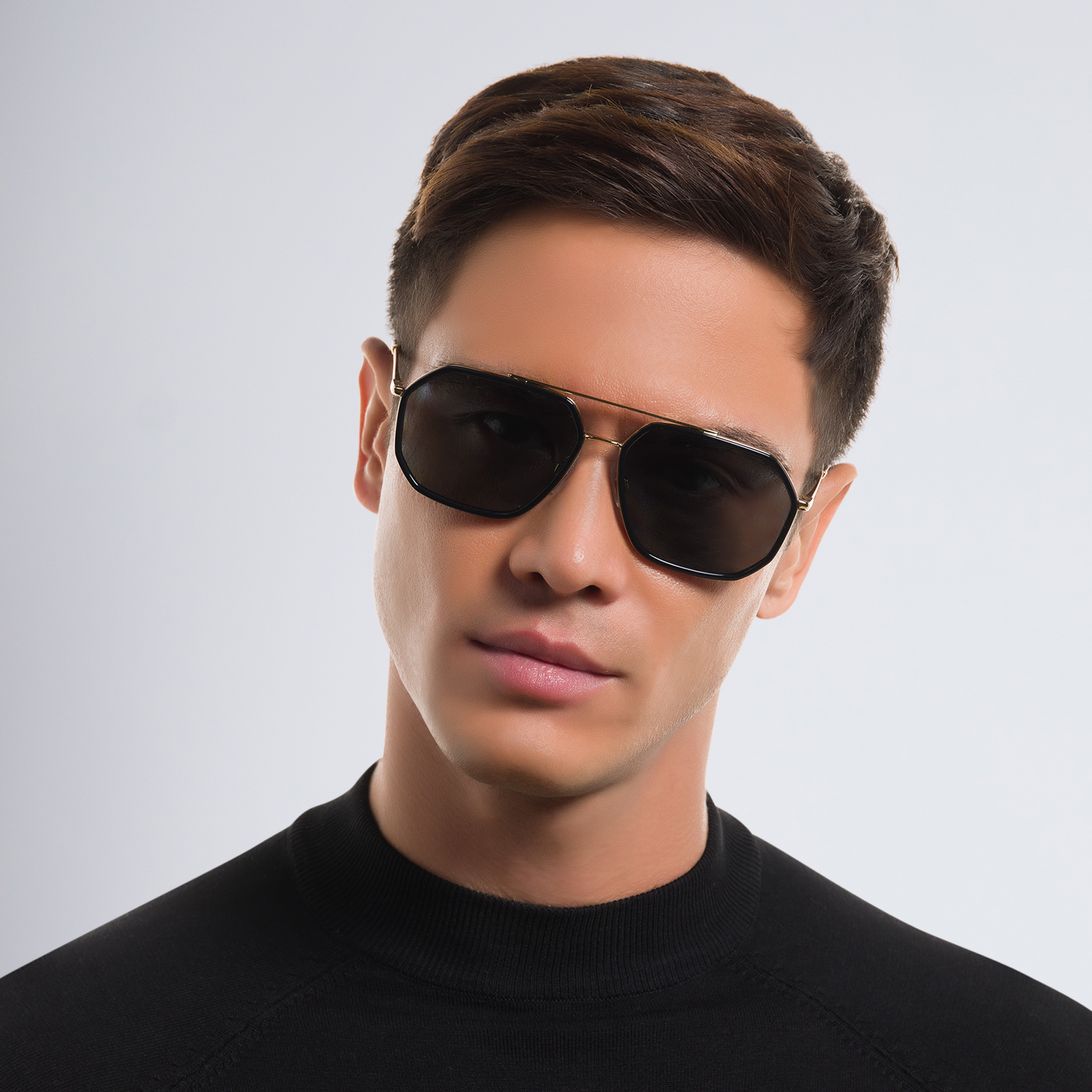 Dolce & Gabbana Pilot Sunglasses in Black – Product Photo 5