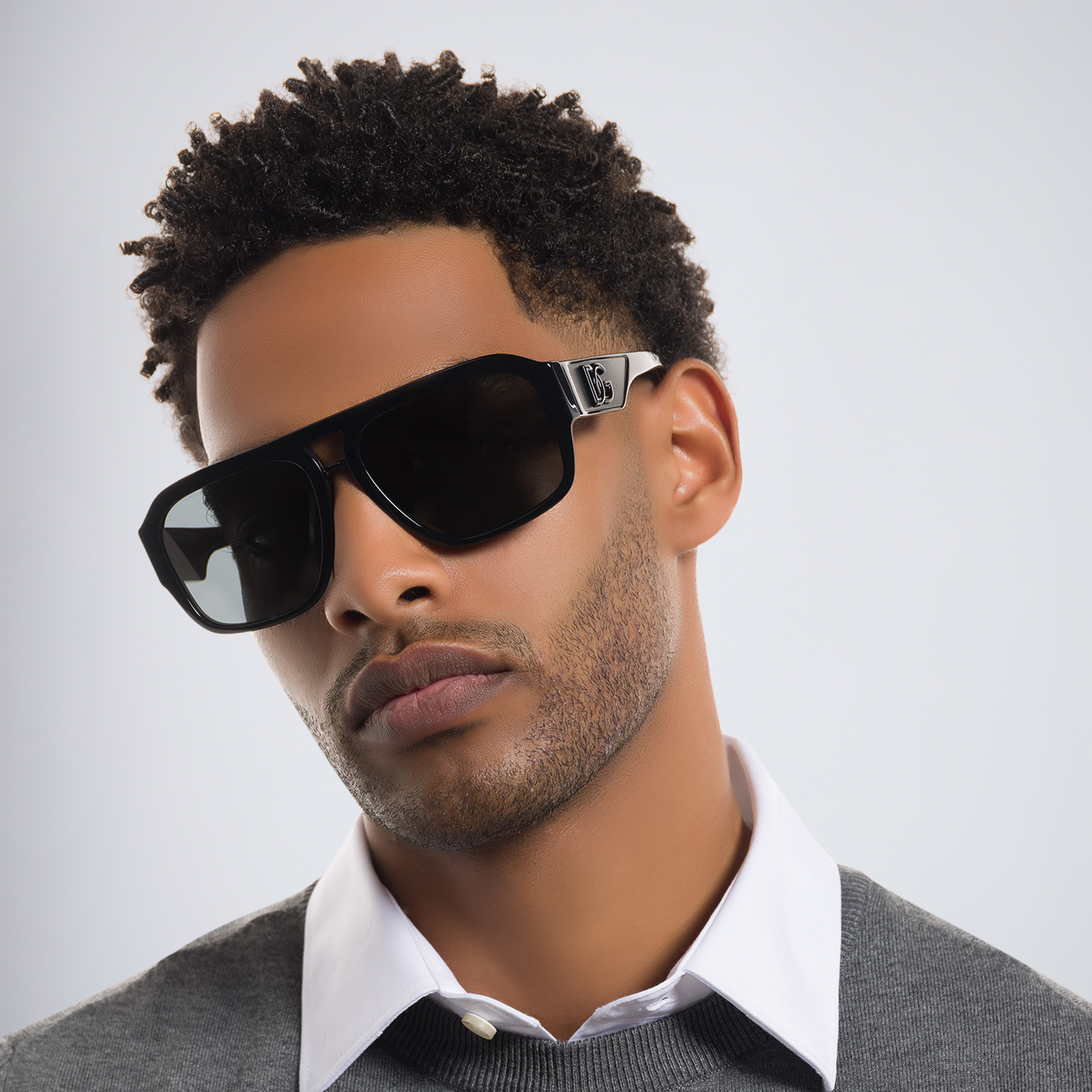 Dolce & Gabbana Pilot Sunglasses in Black – Product Photo 5