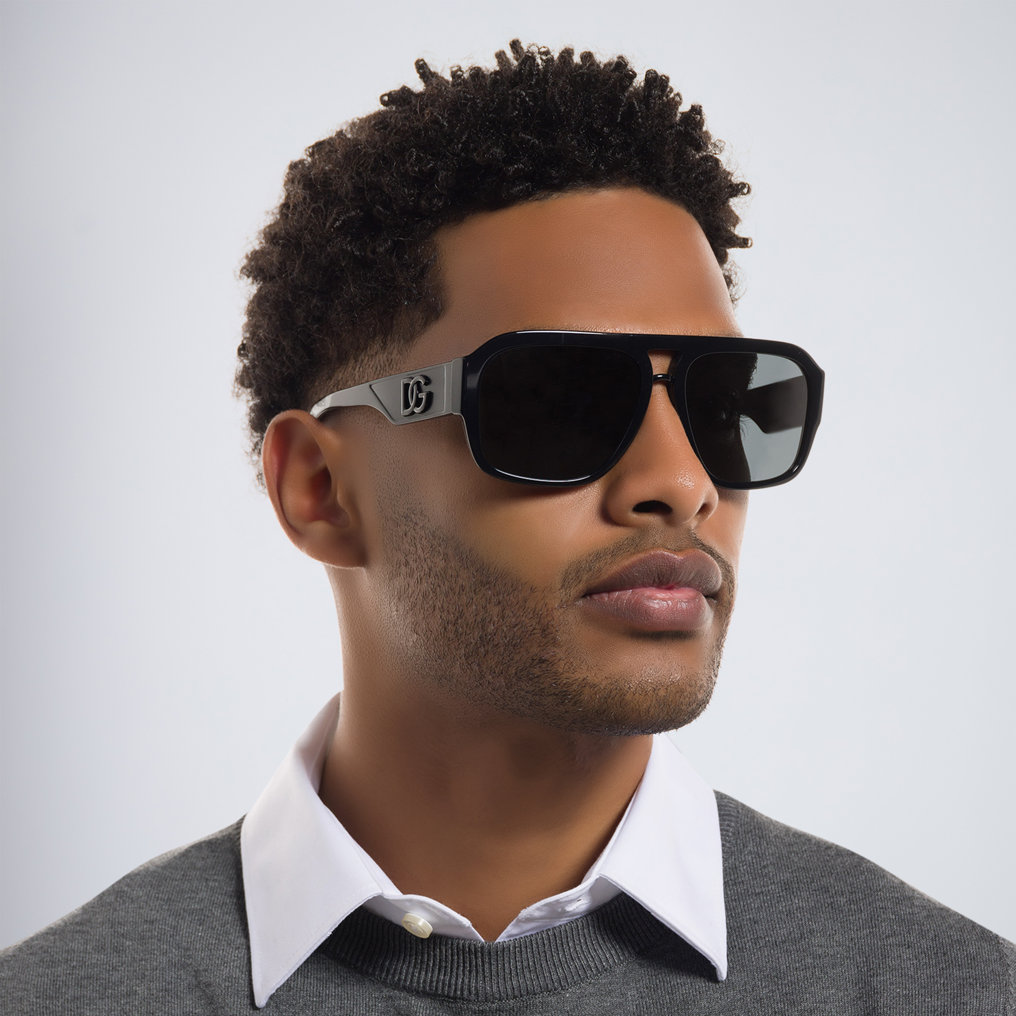 Dolce & Gabbana Pilot Sunglasses in Black – Product Photo 6