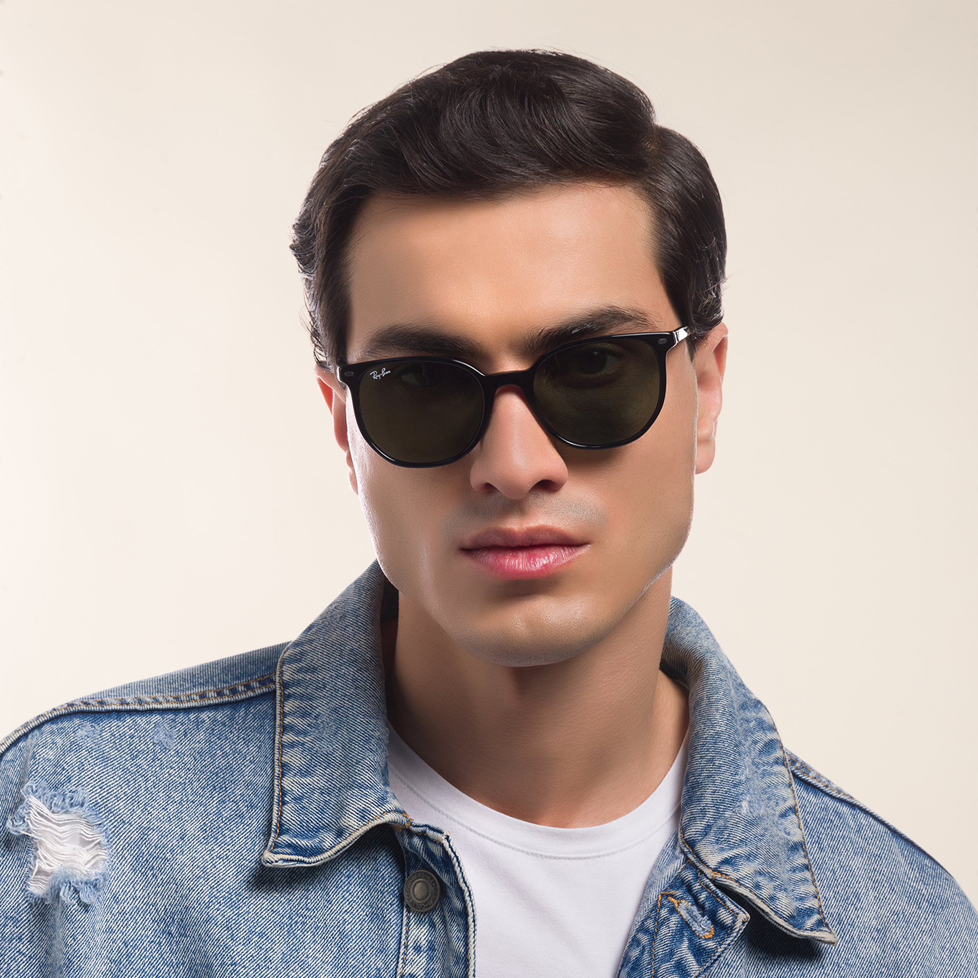 Shop Ray-Ban Elliot Unisex Square Sunglasses in Black online.