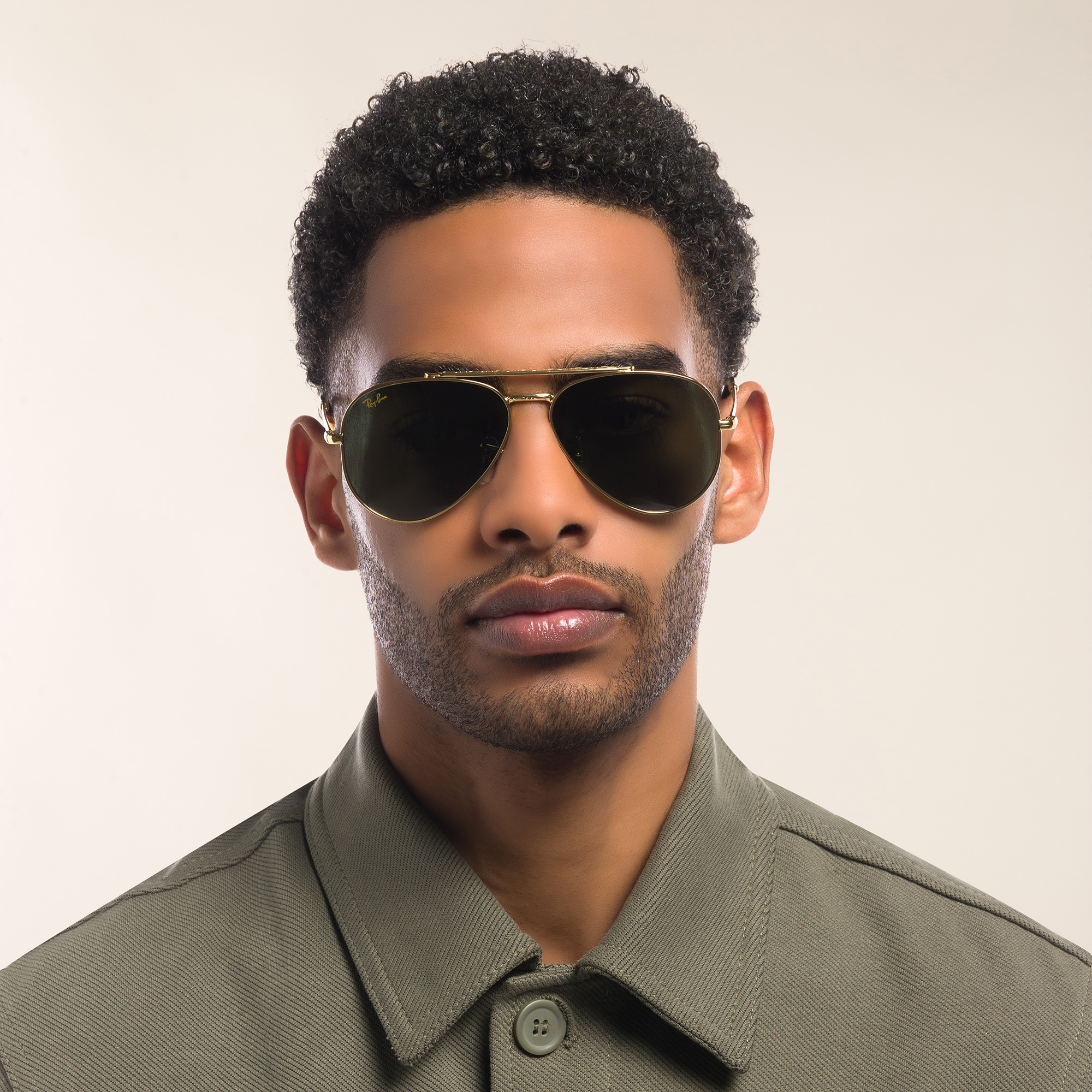 Shop Ray-Ban Unisex Wide Pilot Sunglasses in Gold online.