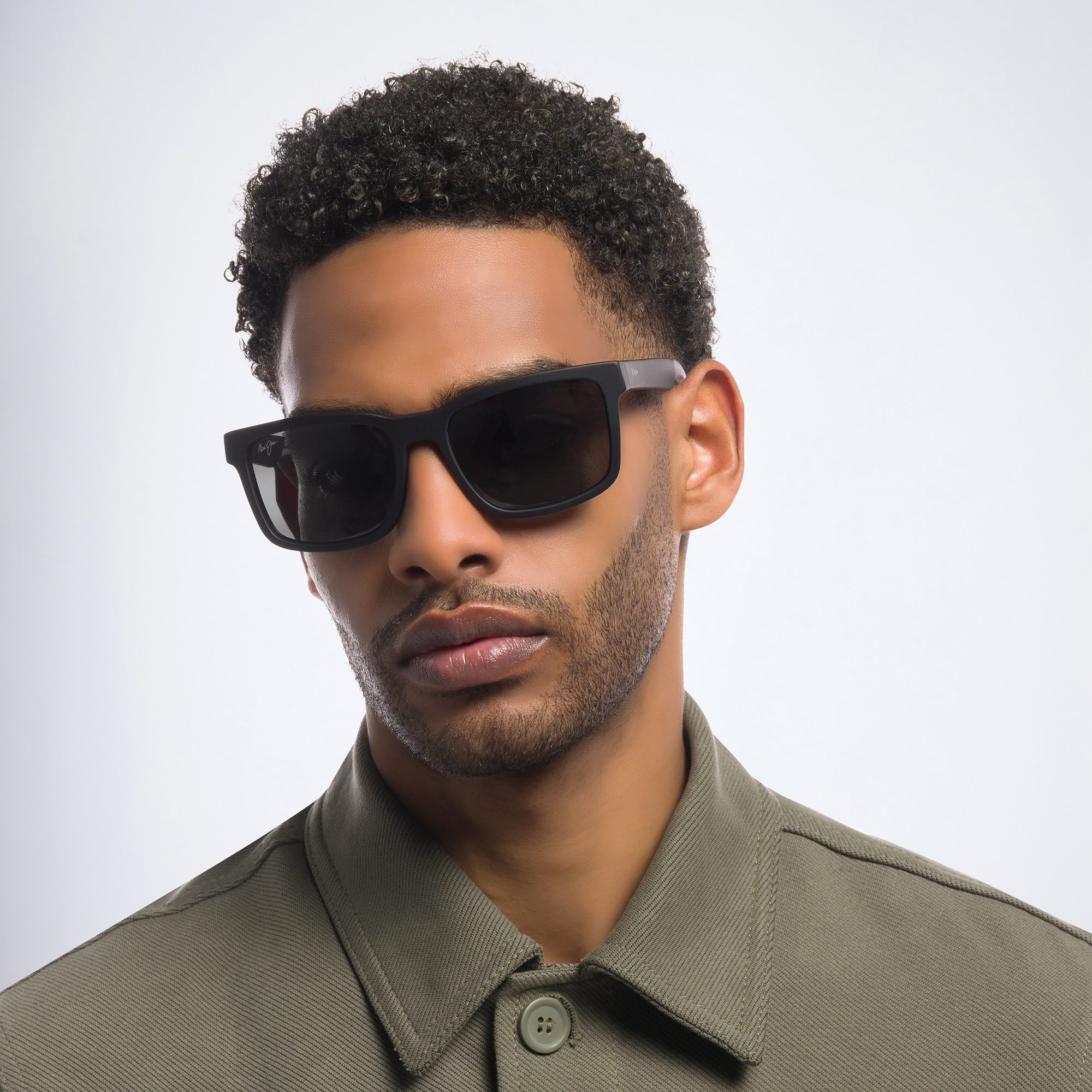 Maui Jim Stone Shack Unisex Square Sunglasses in Black – Product Photo 7