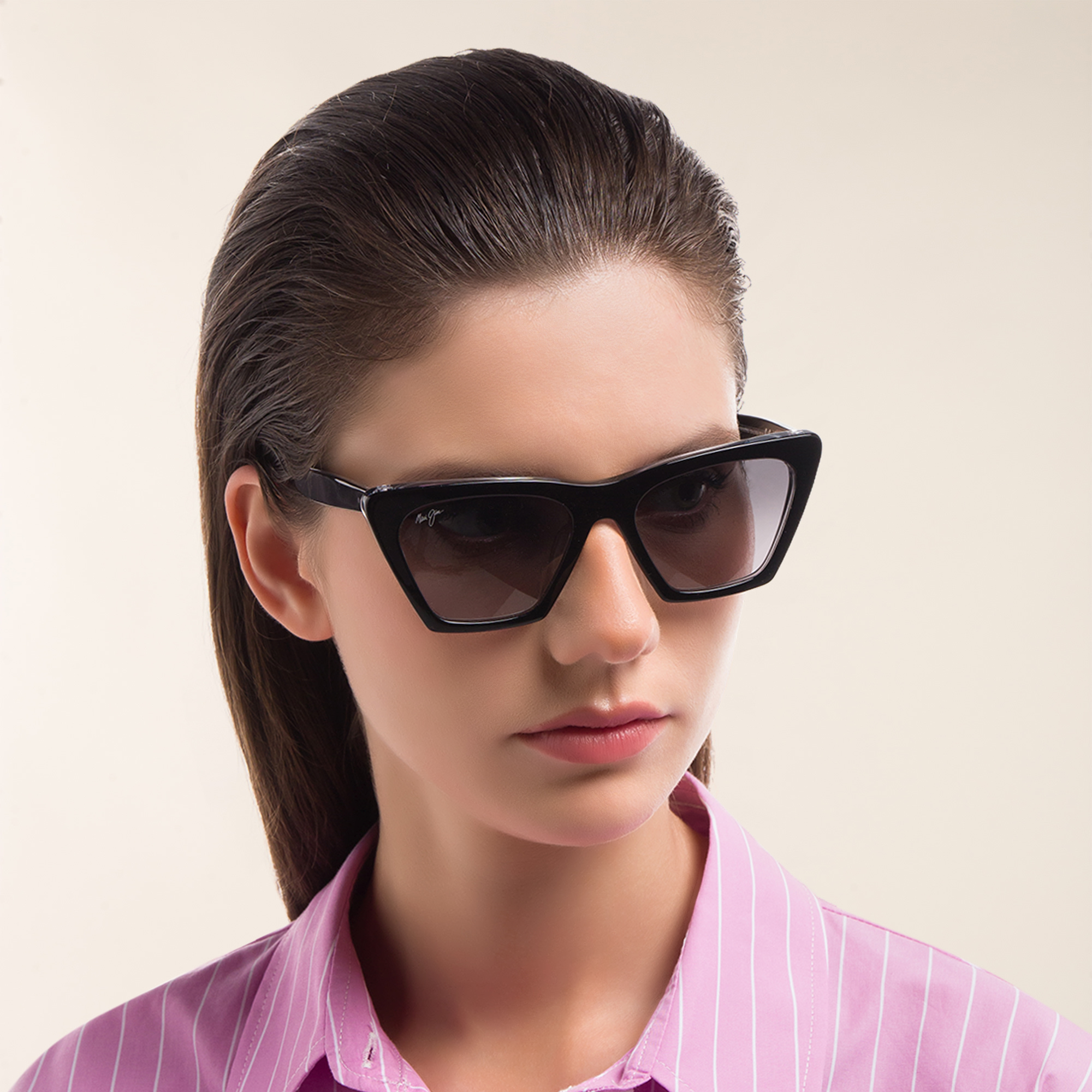 Maui Jim Kini Kini Unisex Cat Eye Sunglasses in Black – Product Photo 6