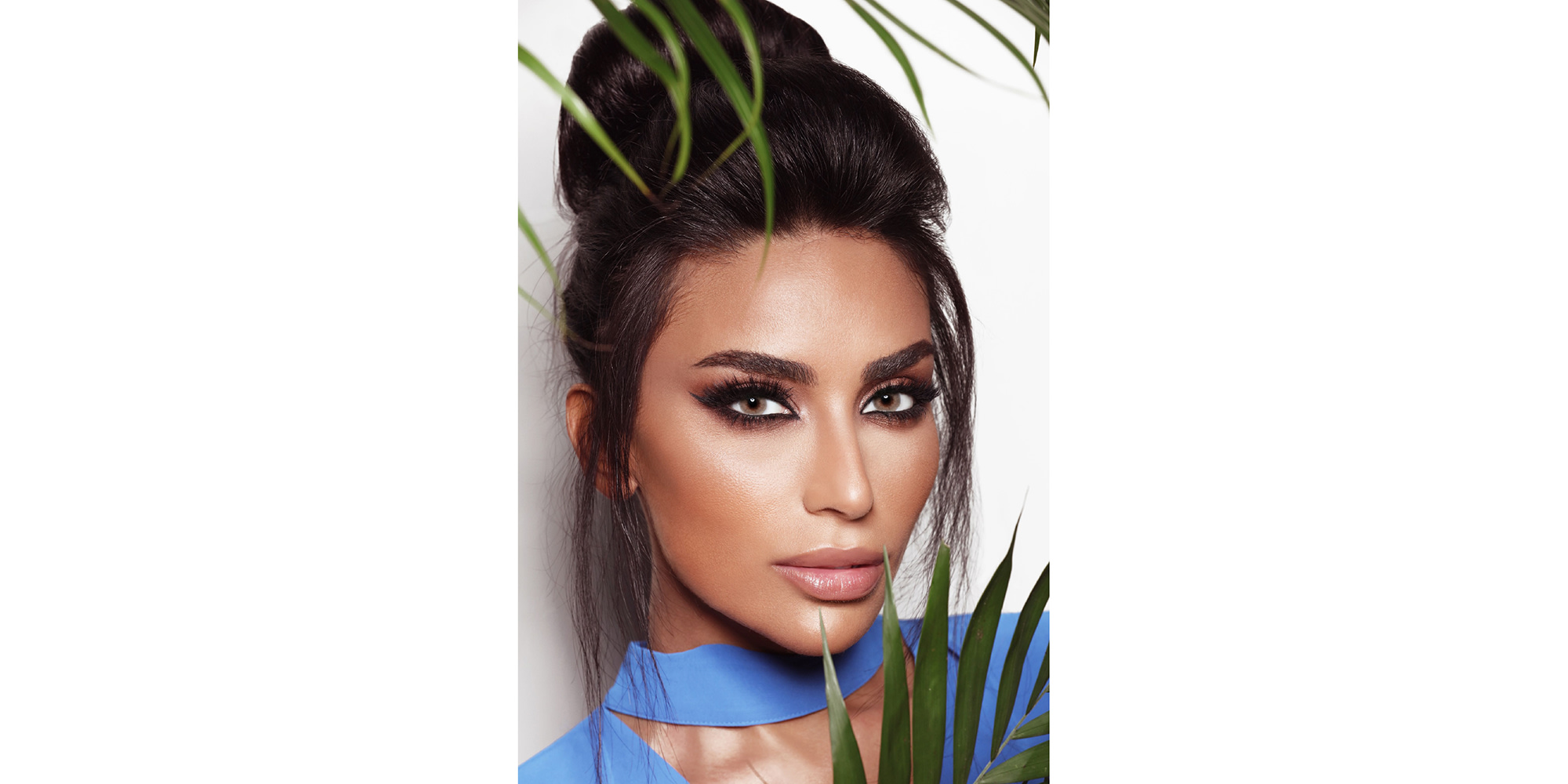 DIVA Monthly Color Contact Lenses - Clay – Product Photo 3