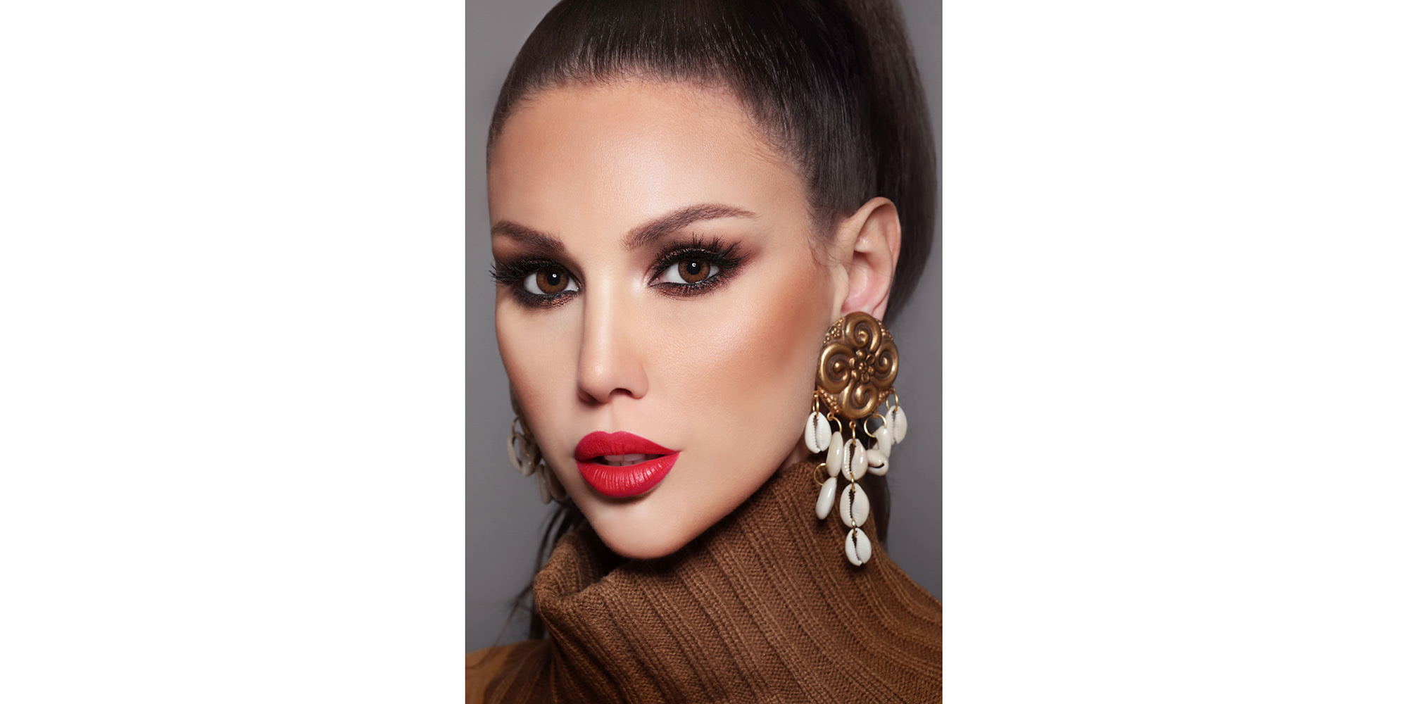 DIVA Monthly Color Contact Lenses - Toffee – Product Photo 3