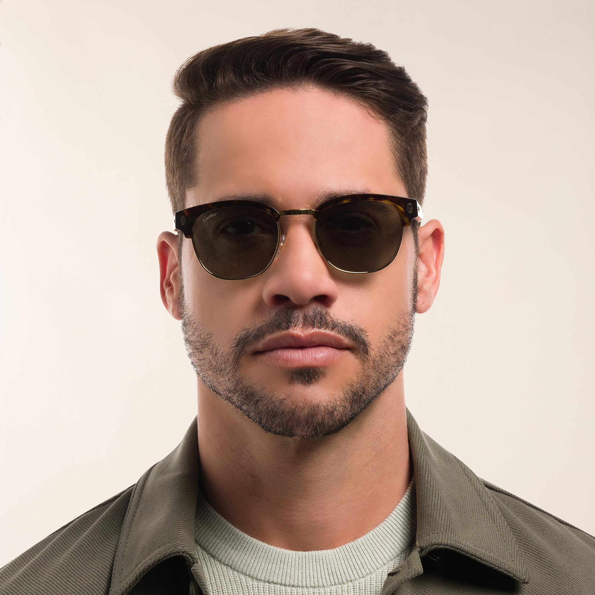 تسوق نظارات شمسية سينياتور سي دو كارتييه بإطار مربّع كارتييه بلون مموه أونلاين.