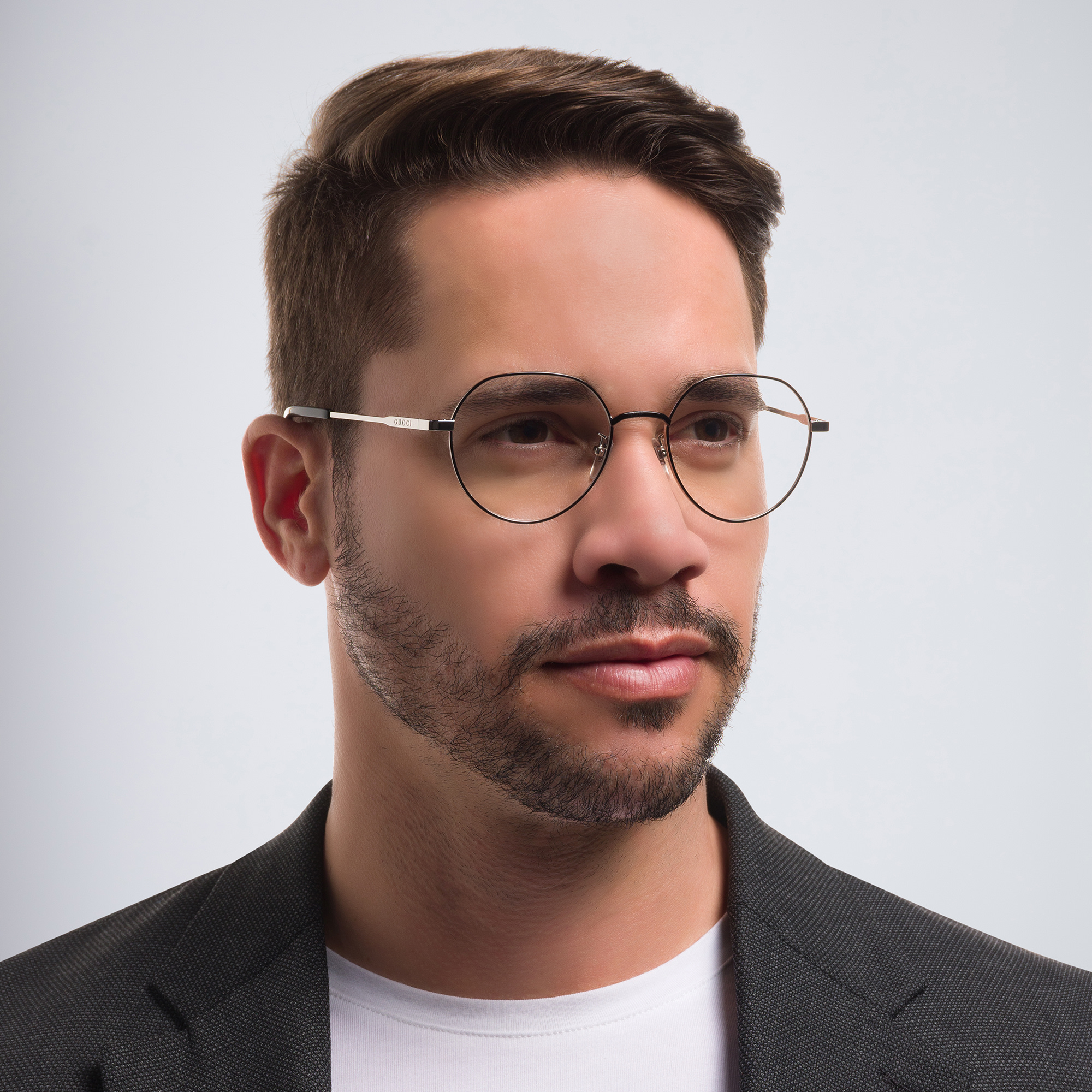 Shop GUCCI Round Eyeglasses in Black online.