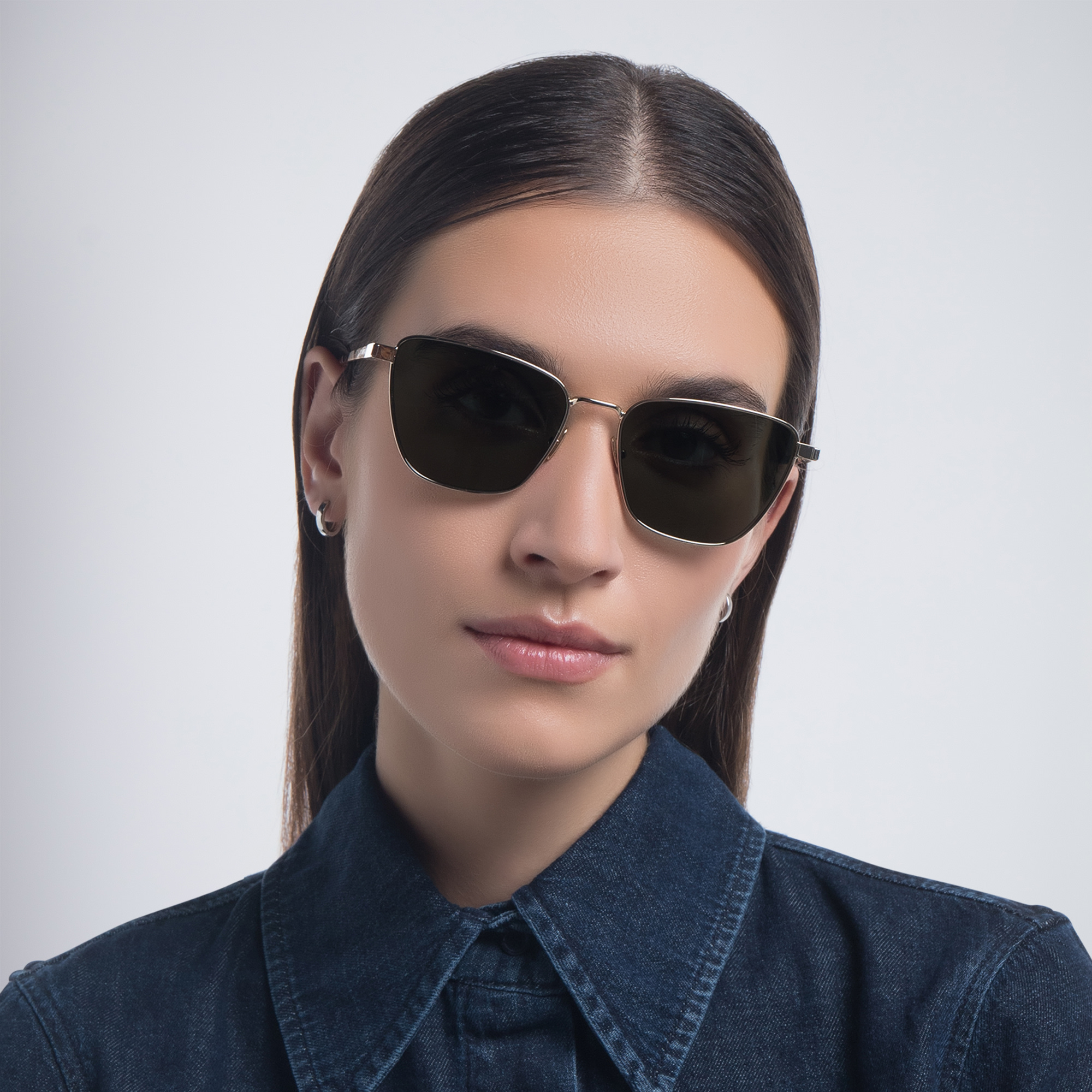 SAINT LAURENT Cat-Eye Sunglasses in Gold – Product Photo 5