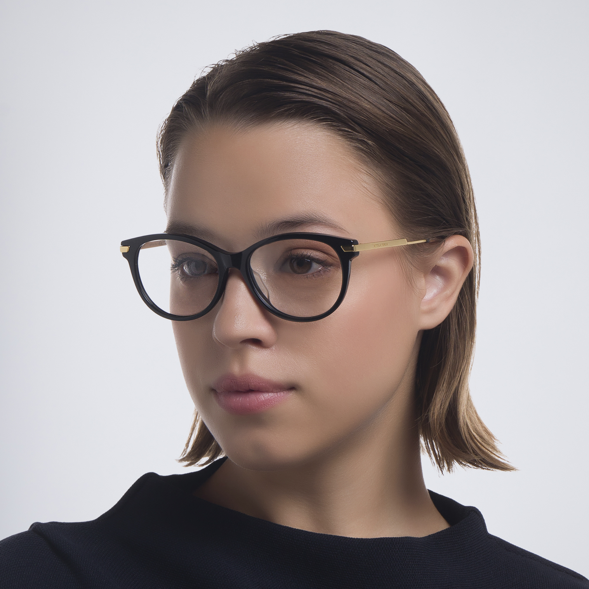 BOTTEGA VENETA Square Eyeglasses in Black – Product Photo 6