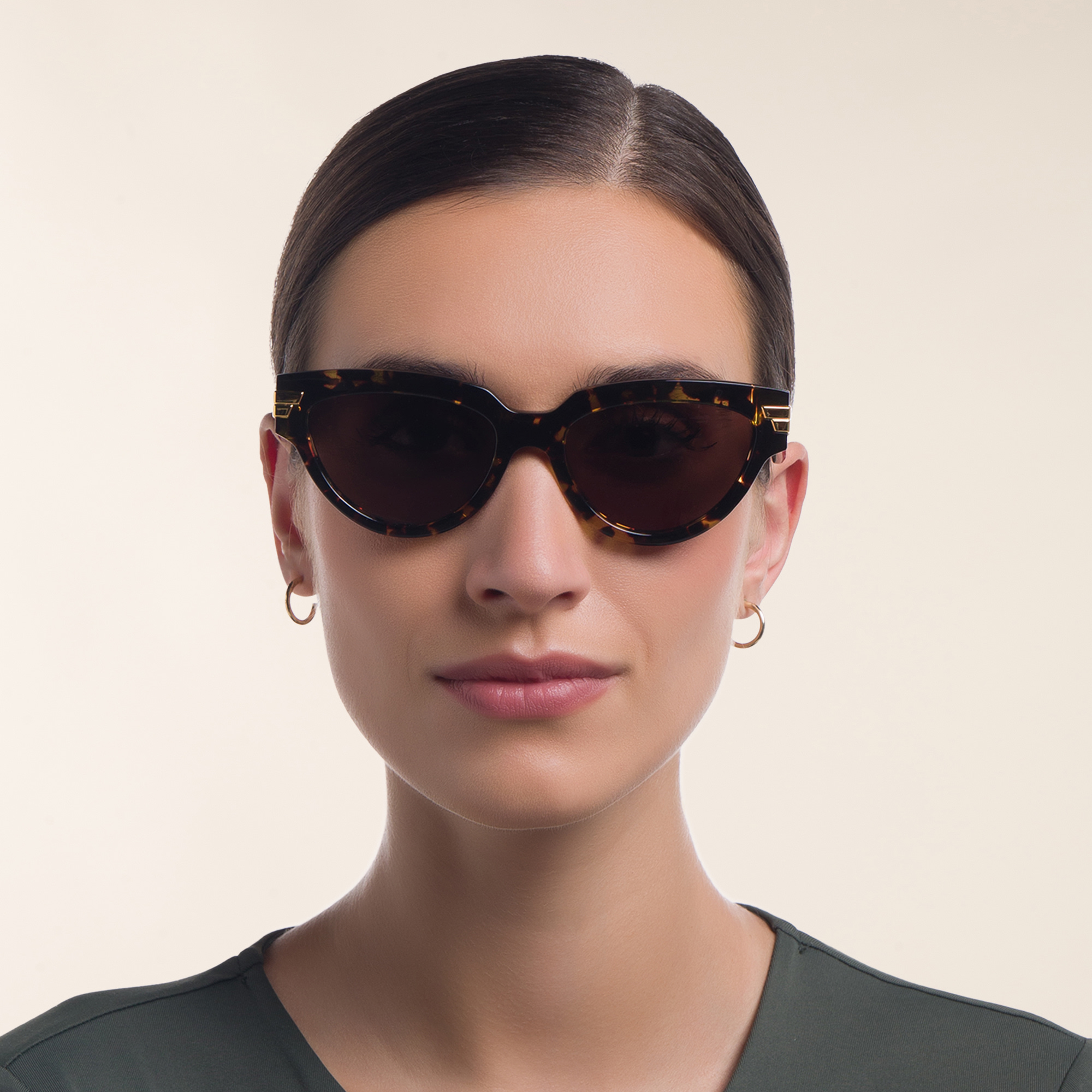 BOTTEGA VENETA Cat-Eye Sunglasses in Havana – Product Photo 5