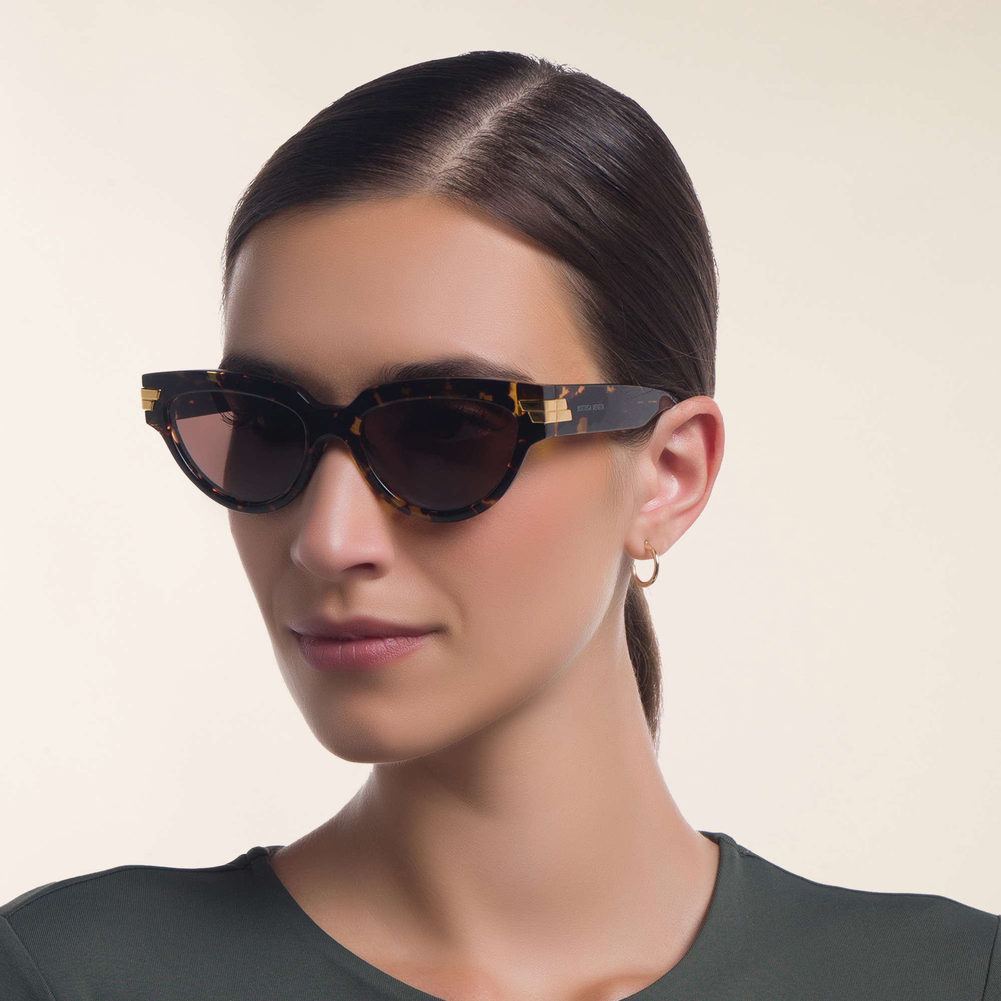 BOTTEGA VENETA Cat-Eye Sunglasses in Havana – Product Photo 6