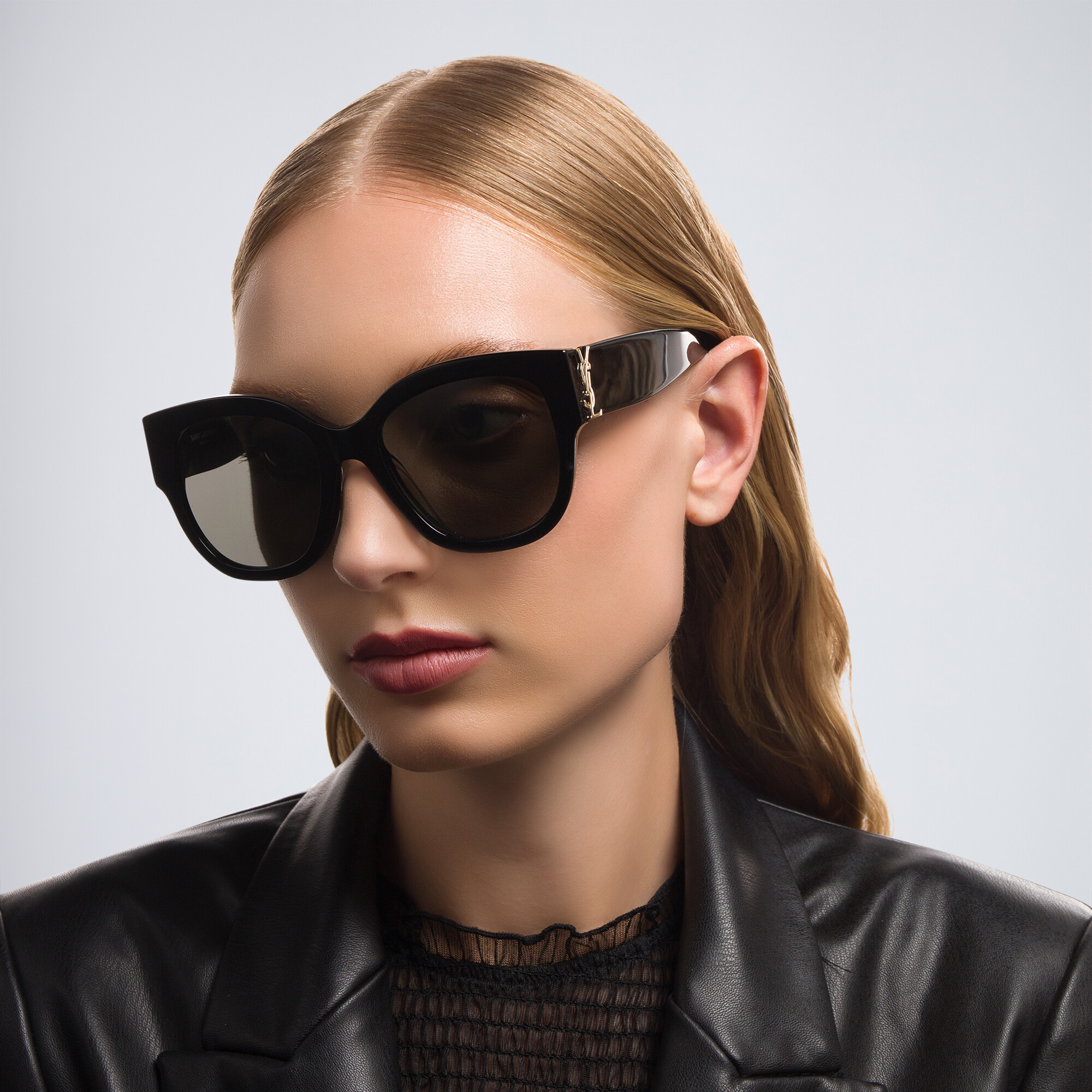 SAINT LAURENT Cat-Eye Sunglasses in Black – Product Photo 6