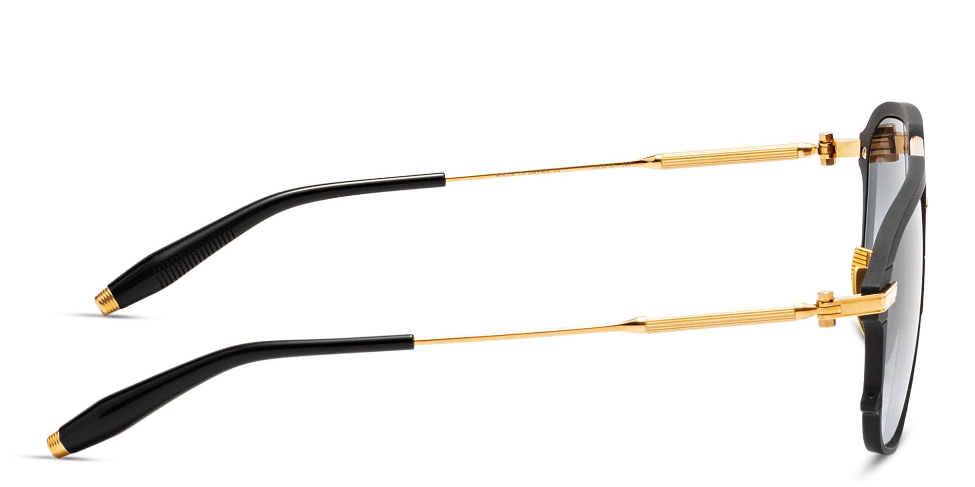 Shop AKONI Aviator Sunglasses in Black online.