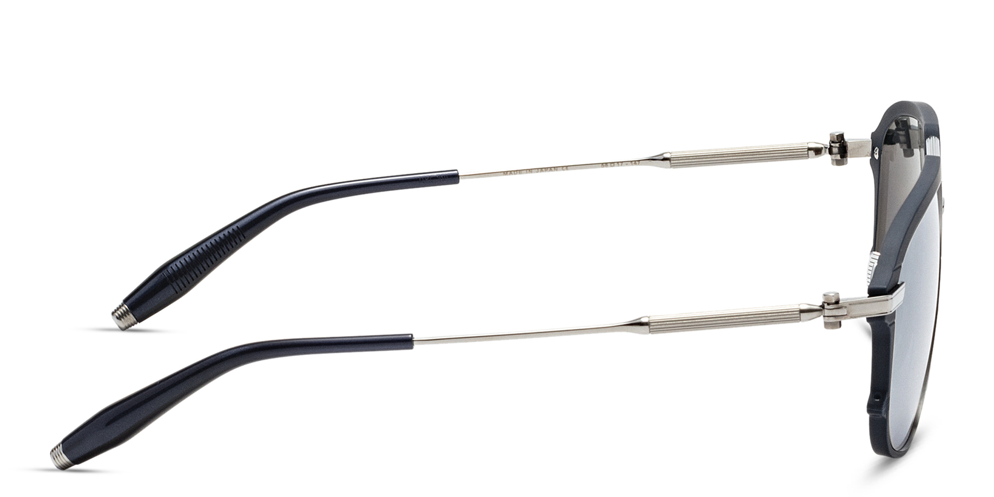 Shop AKONI Aviator Sunglasses in Black online.