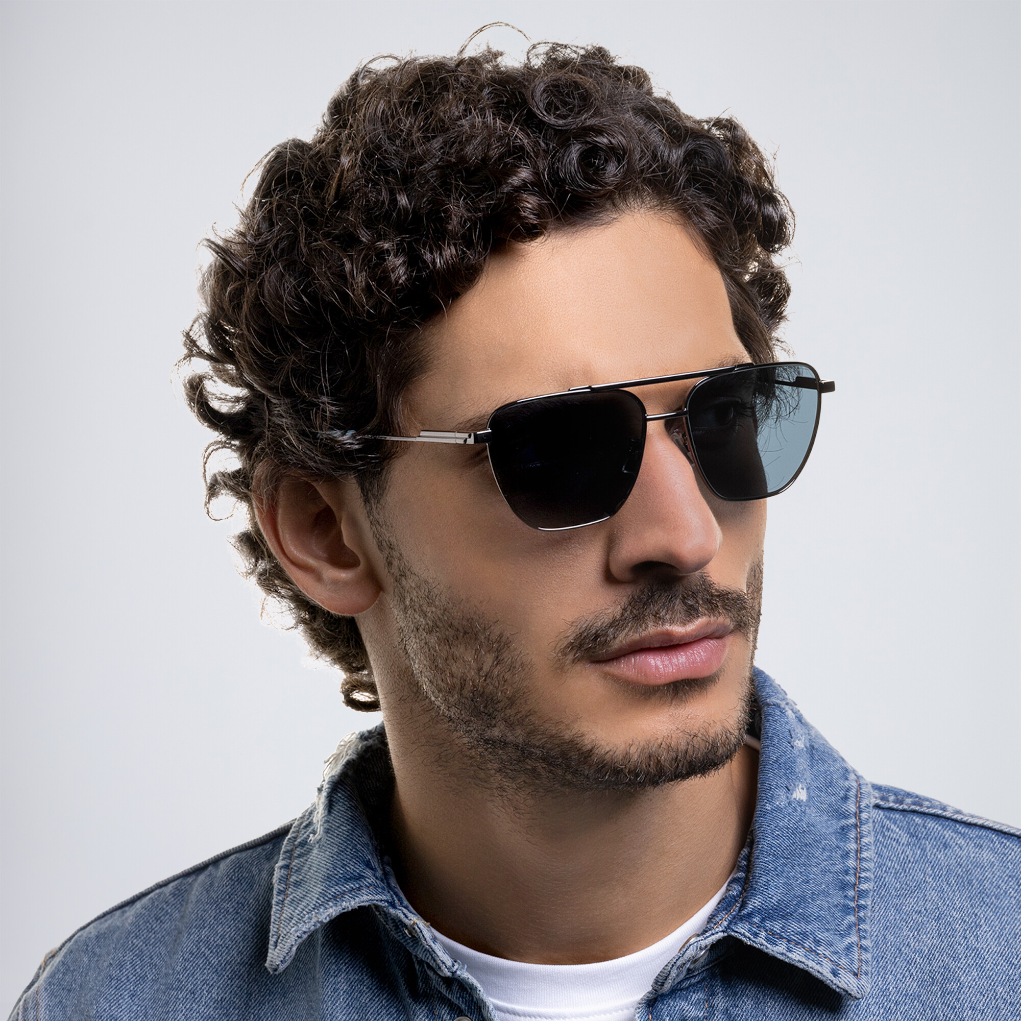 BOTTEGA VENETA Aviator Sunglasses in Gunmetal – Product Photo 6