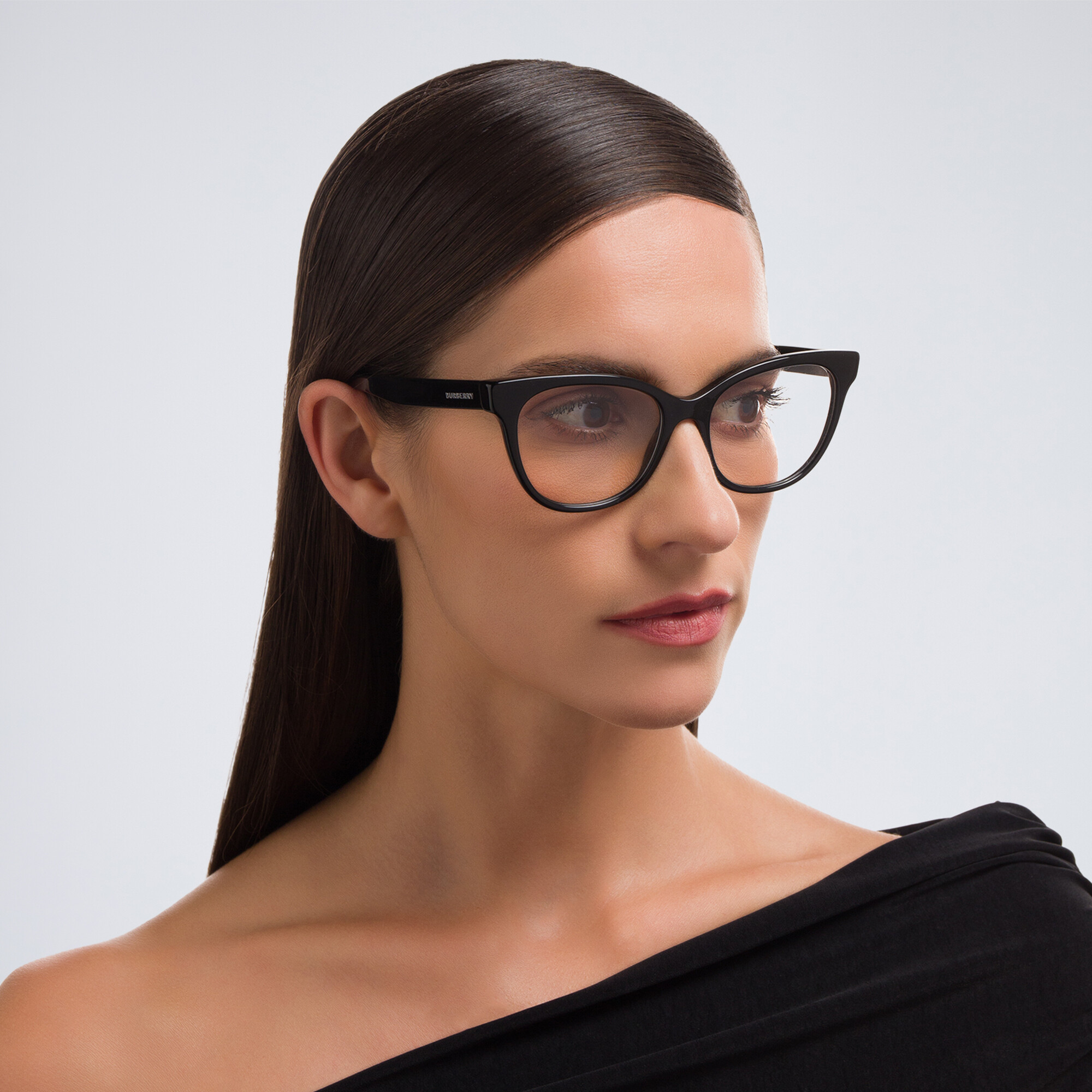 BURBERRY Cat-Eye Eyeglasses in Black – Product Photo 5