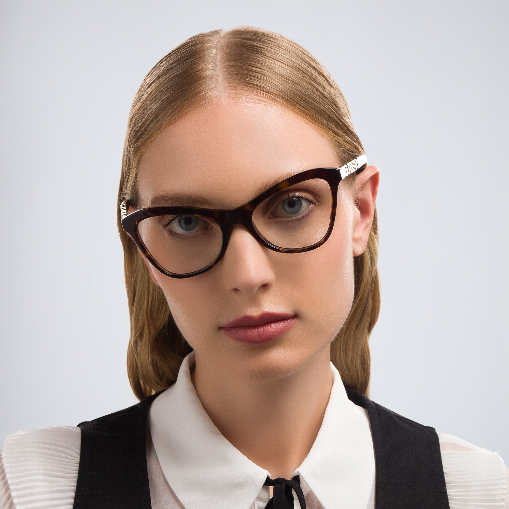 BURBERRY Cat-Eye Eyeglasses in Dark Havana – Product Photo 5