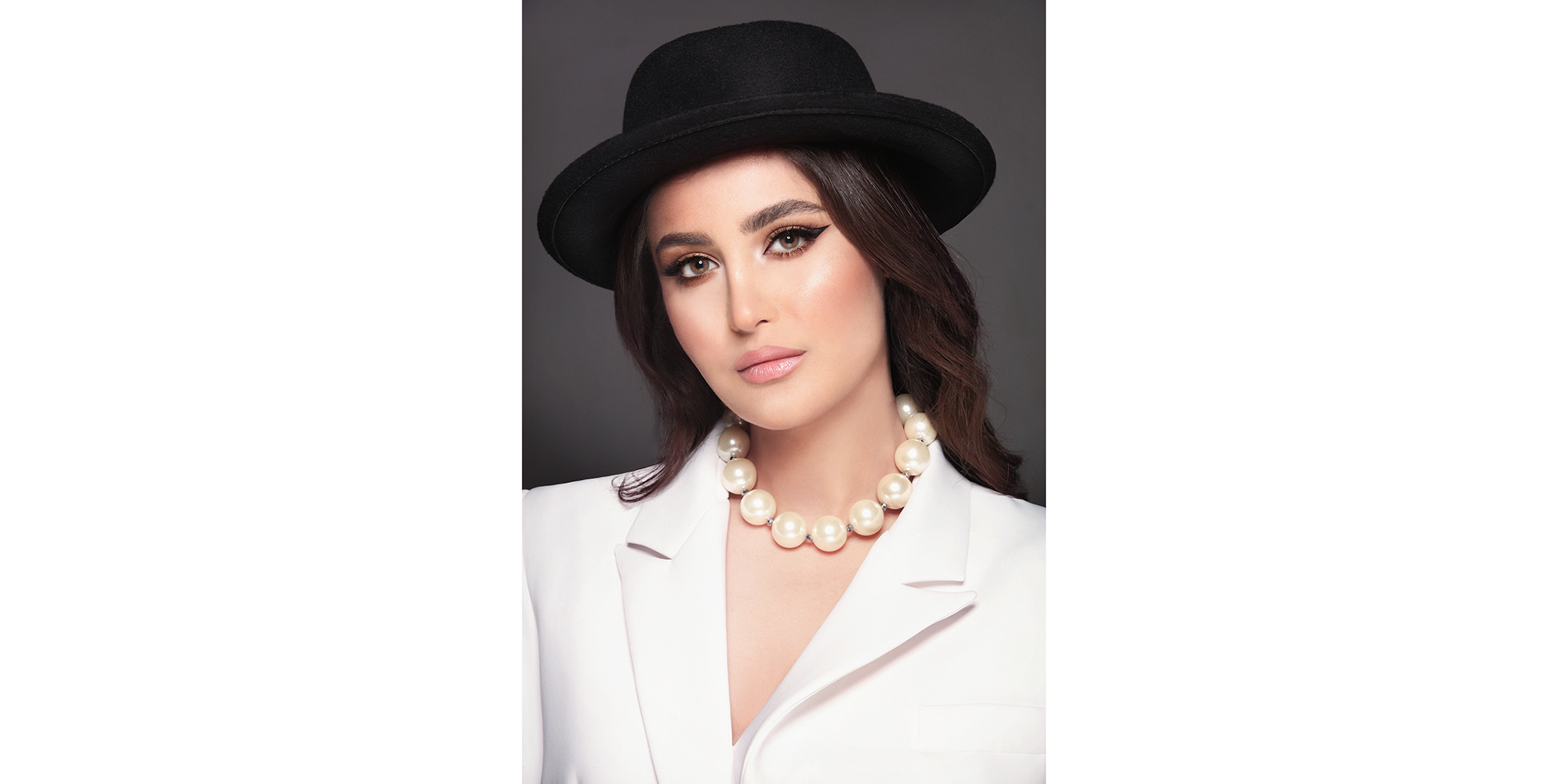 DIVA Monthly Color Contact Lenses - Steel – Product Photo 3