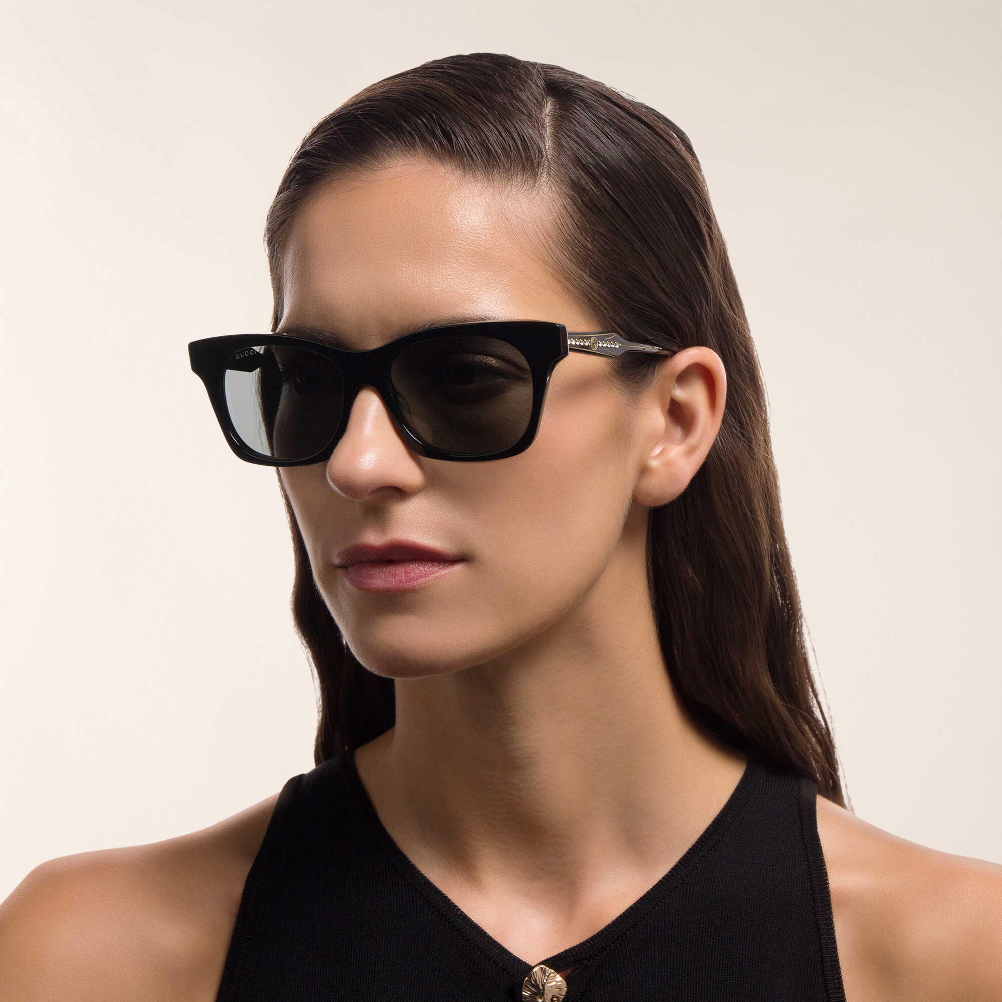 GUCCI Cat-Eye Sunglasses in Black – Product Photo 6